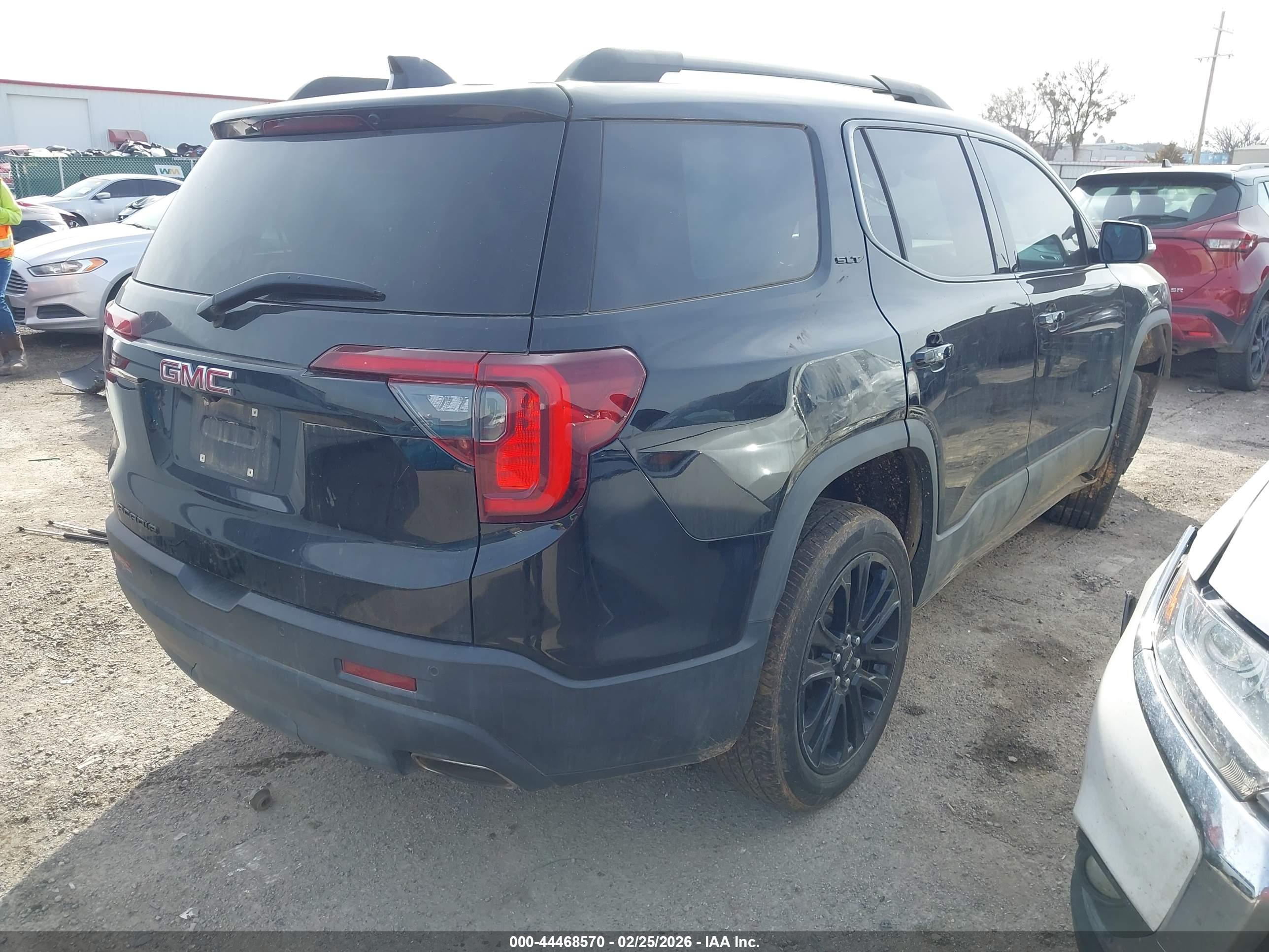 GMC ACADIA image 4