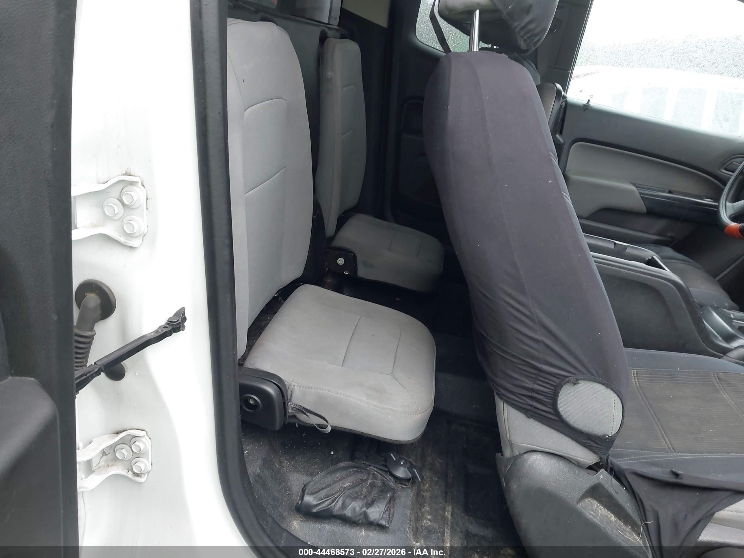 CHEVROLET COLORADO image 8