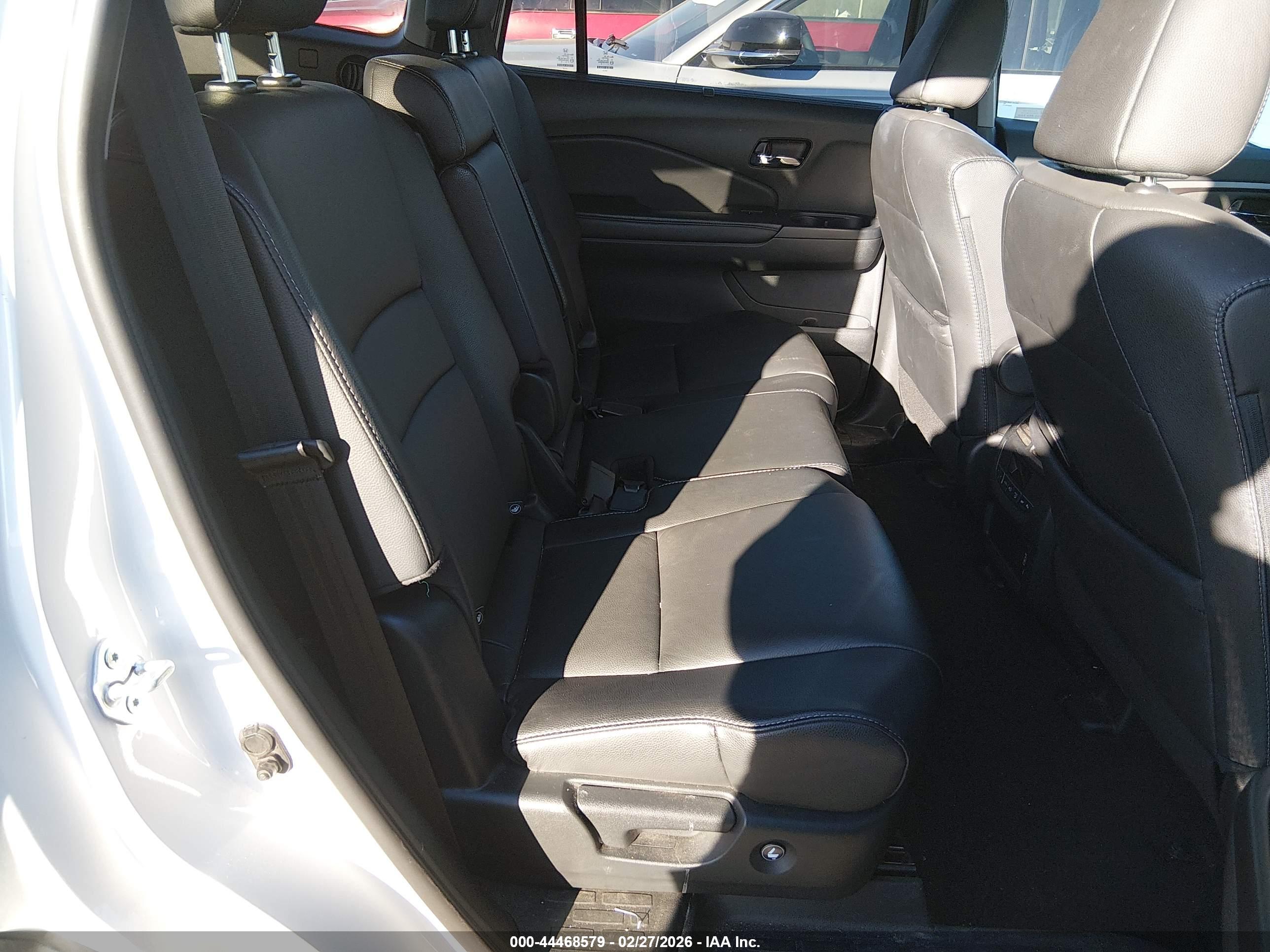 HONDA PILOT image 8