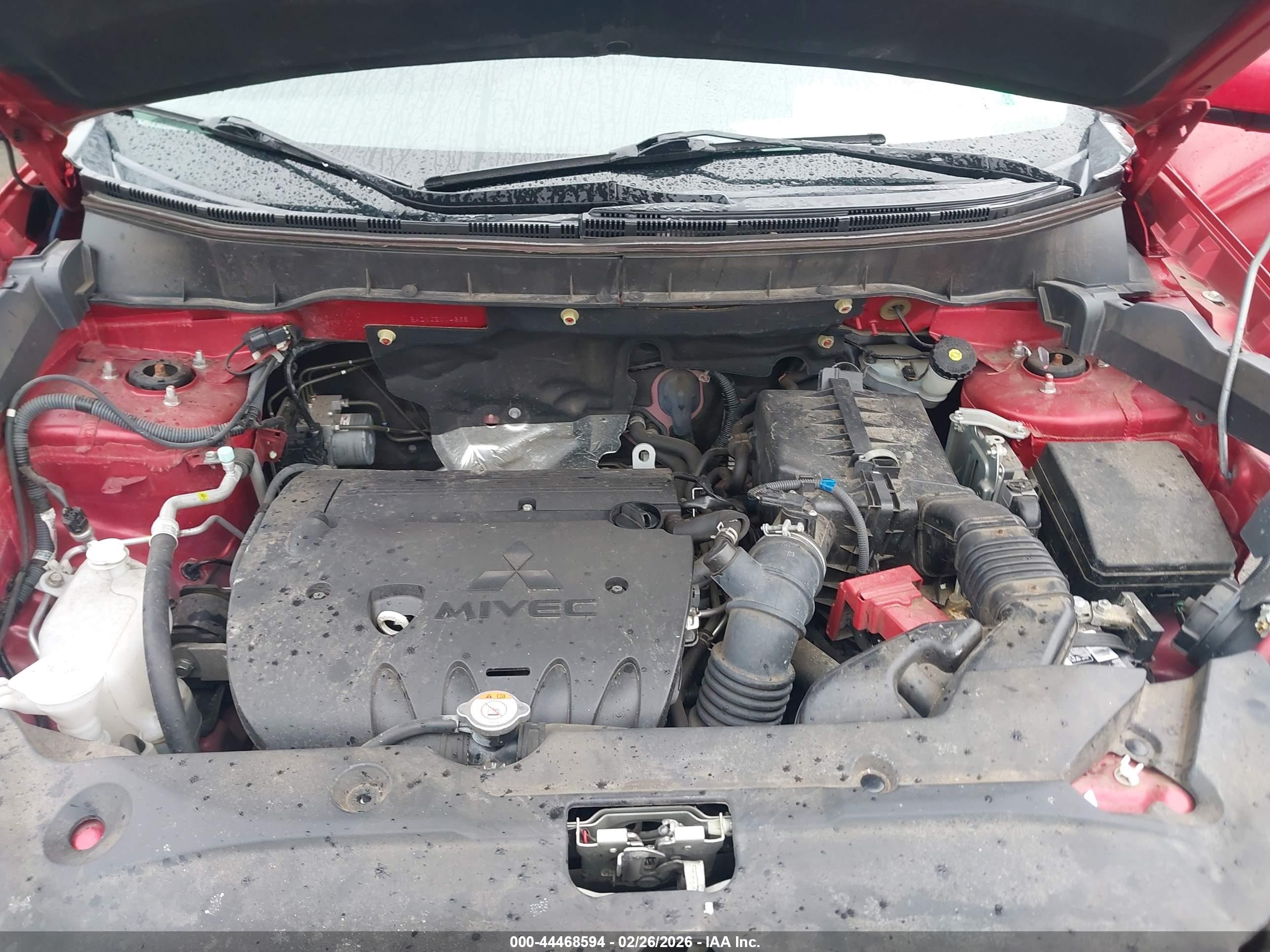 MITSUBISHI OUTLANDER image 10