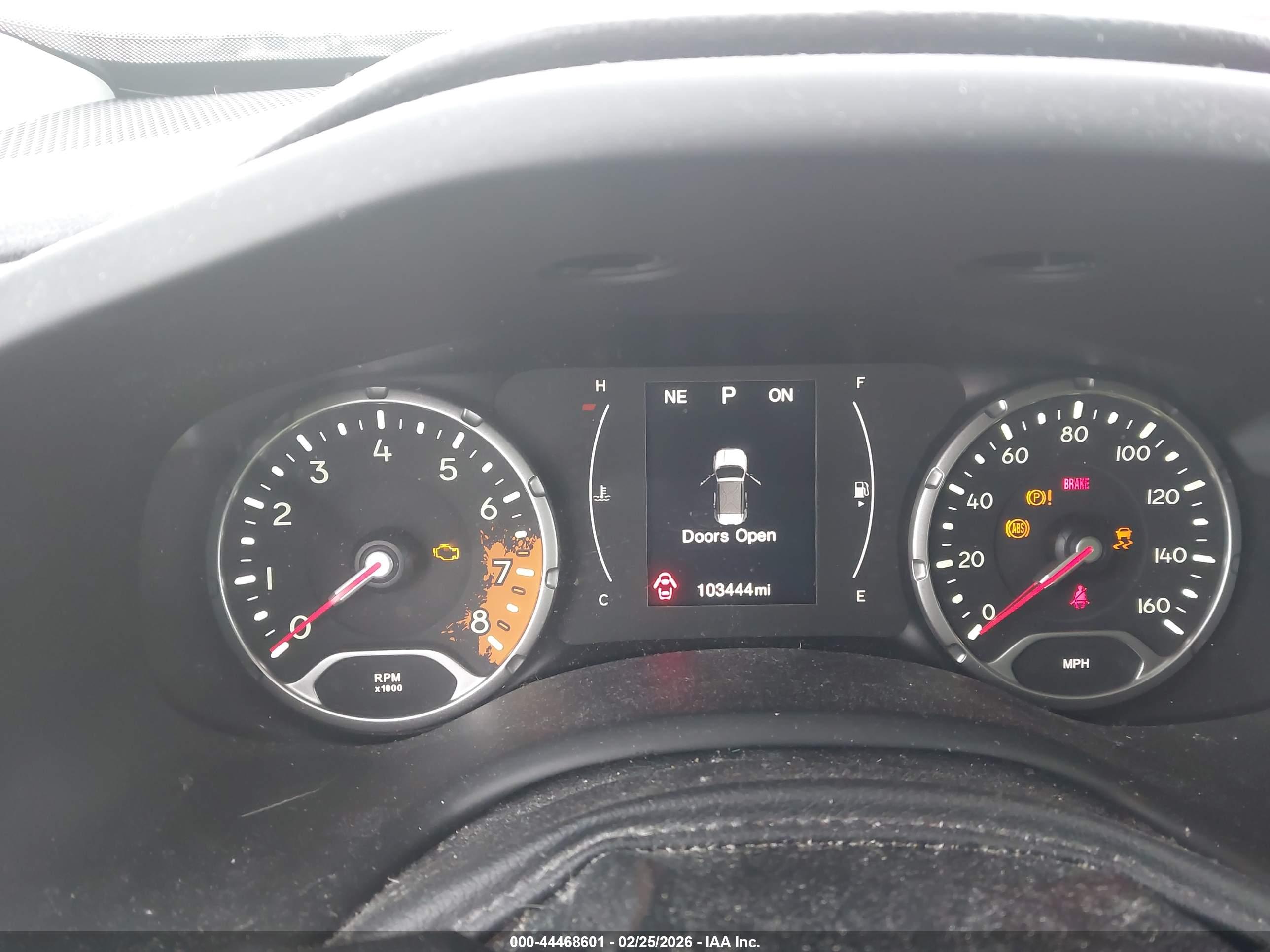 JEEP RENEGADE image 7