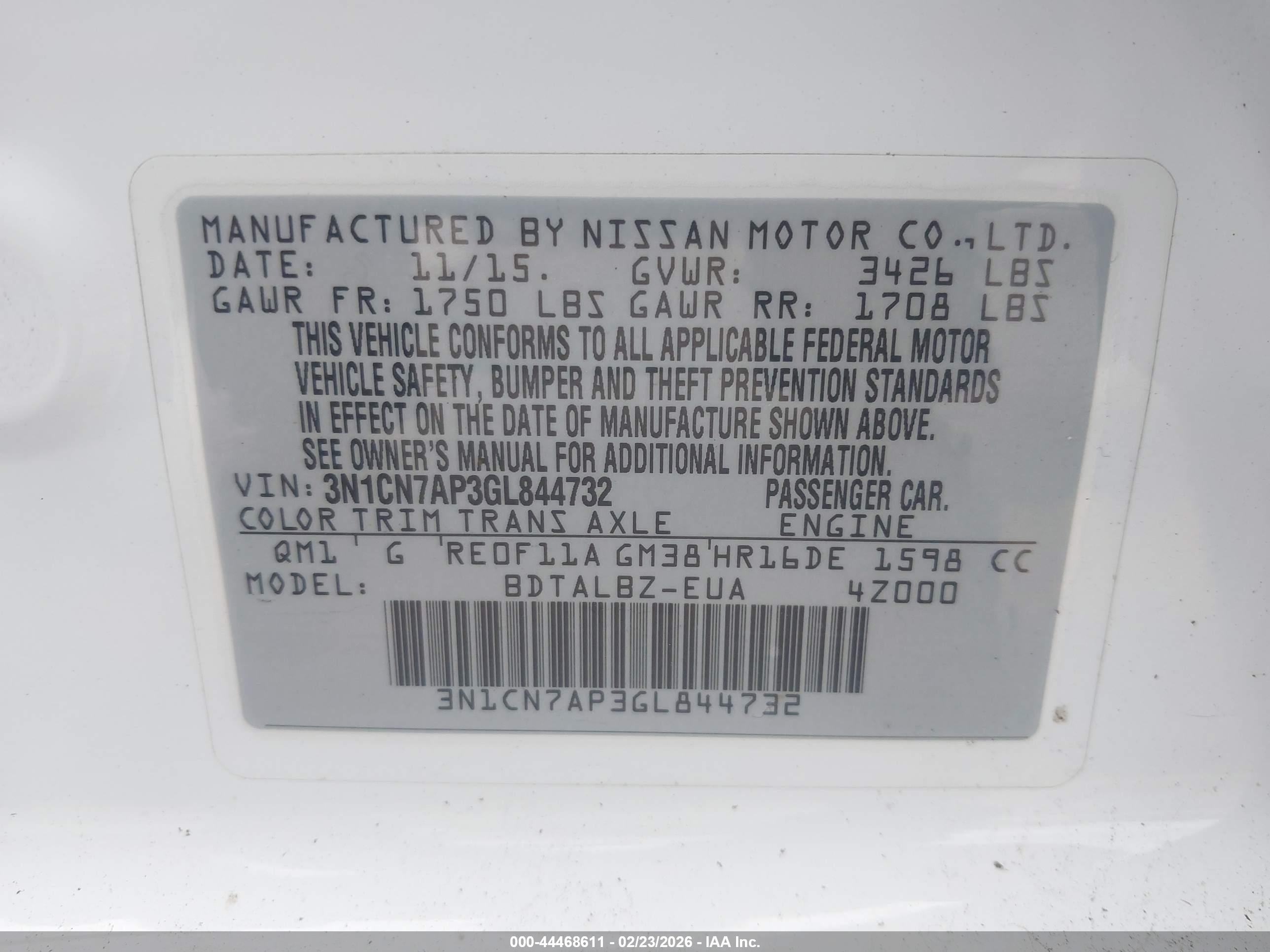 NISSAN VERSA image 9