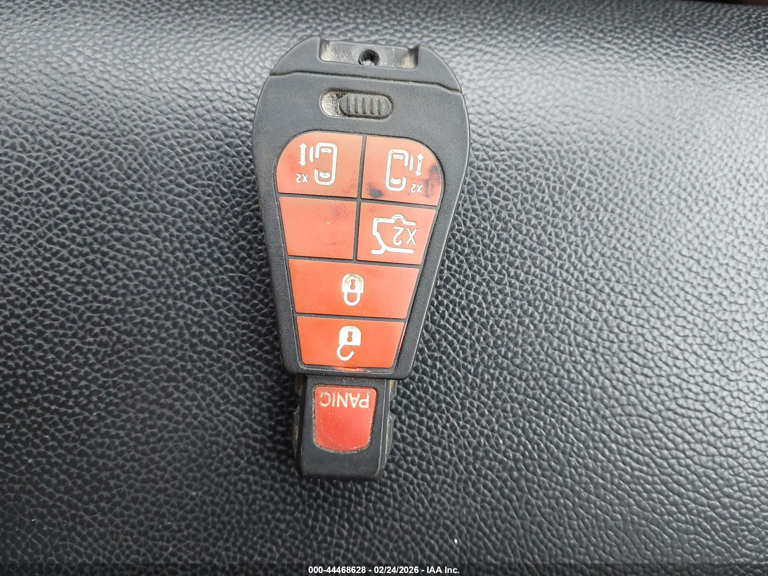 CHRYSLER TOWN image 11