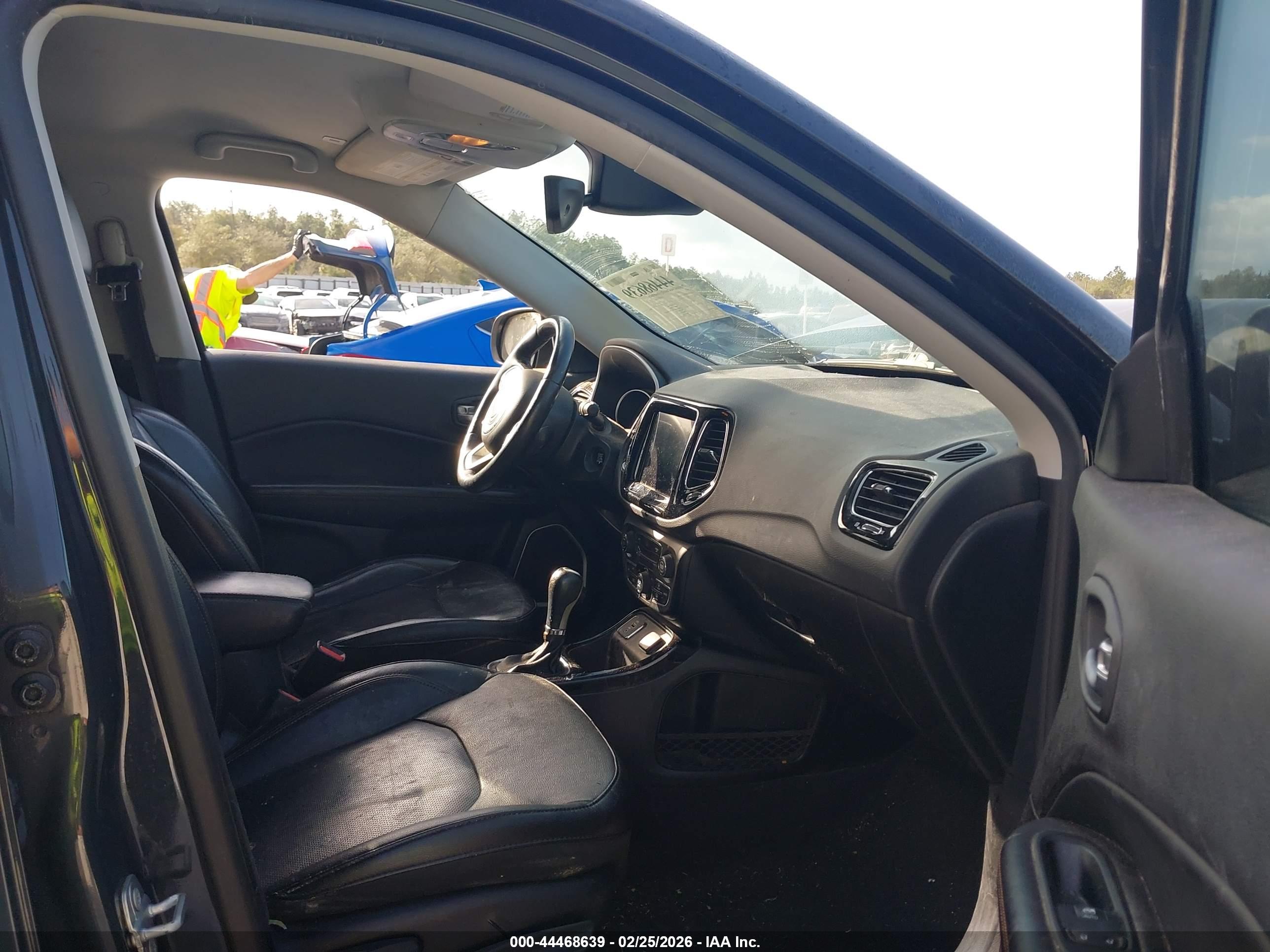 JEEP COMPASS image 5