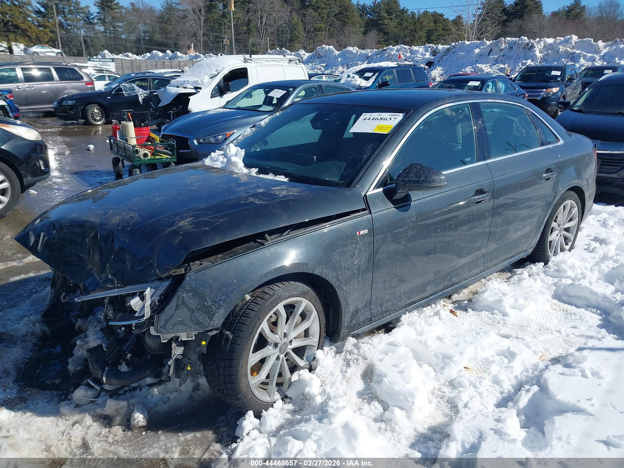 AUDI A4 image 2