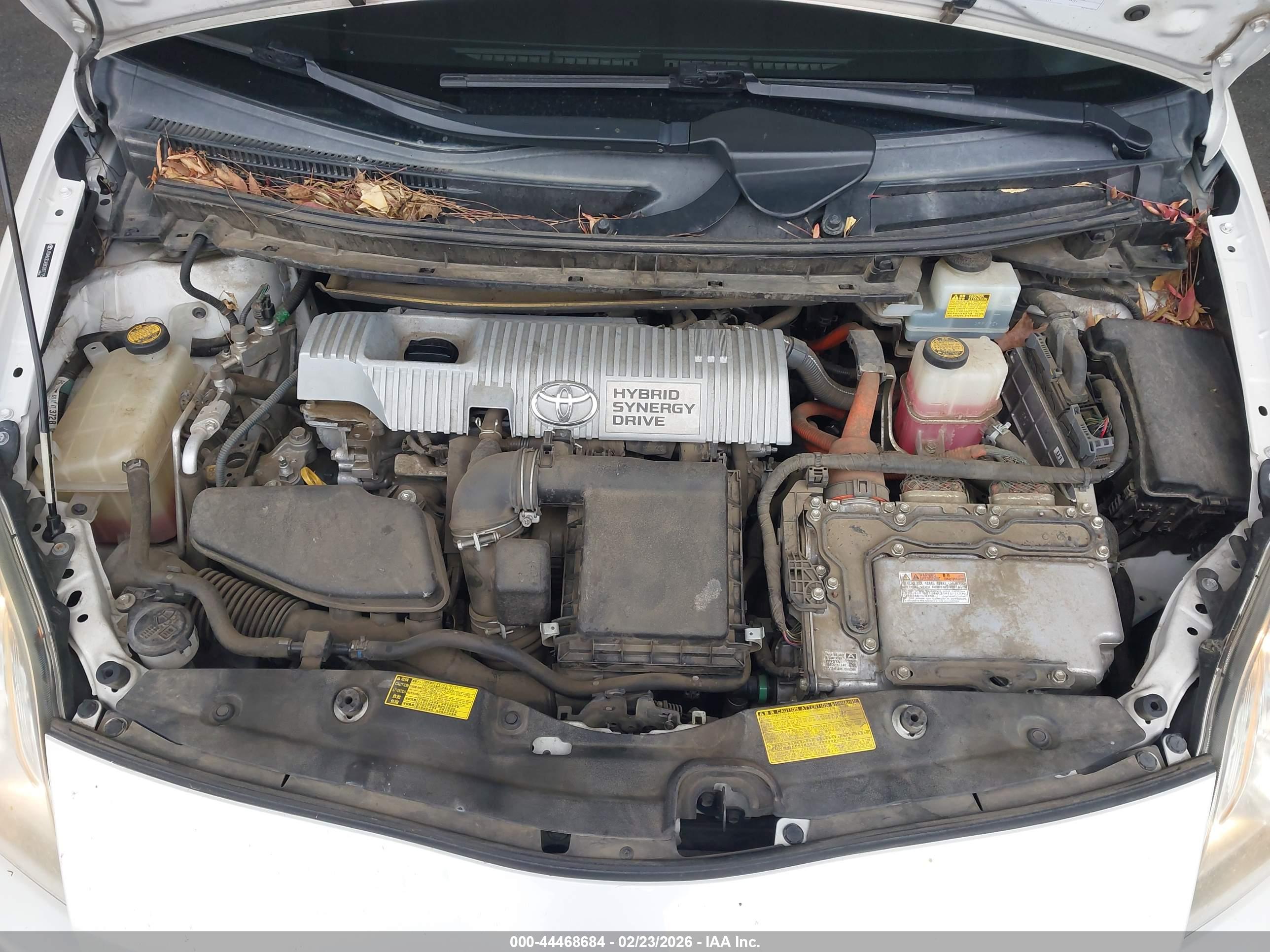 TOYOTA PRIUS image 10