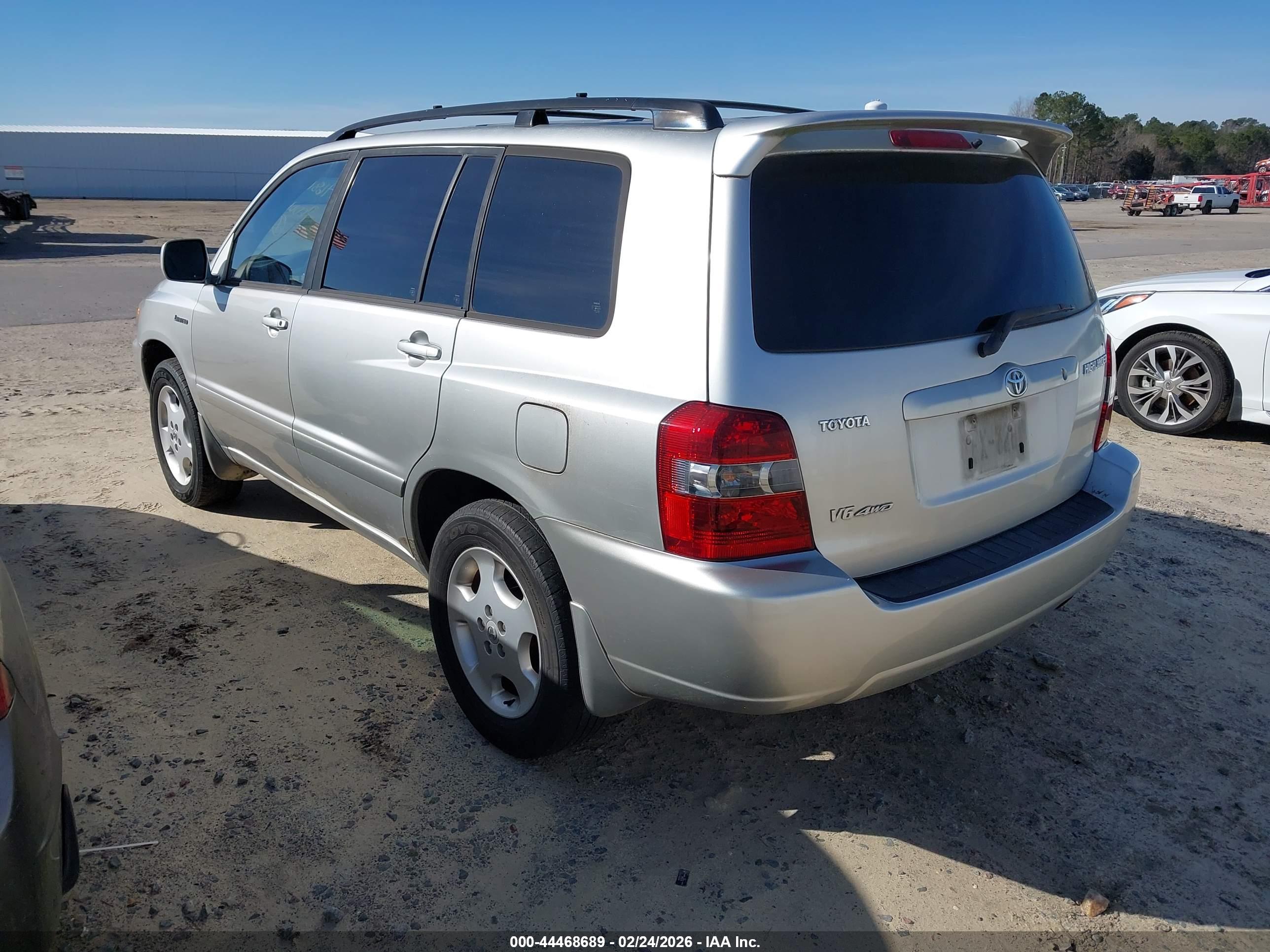 TOYOTA HIGHLANDER image 3