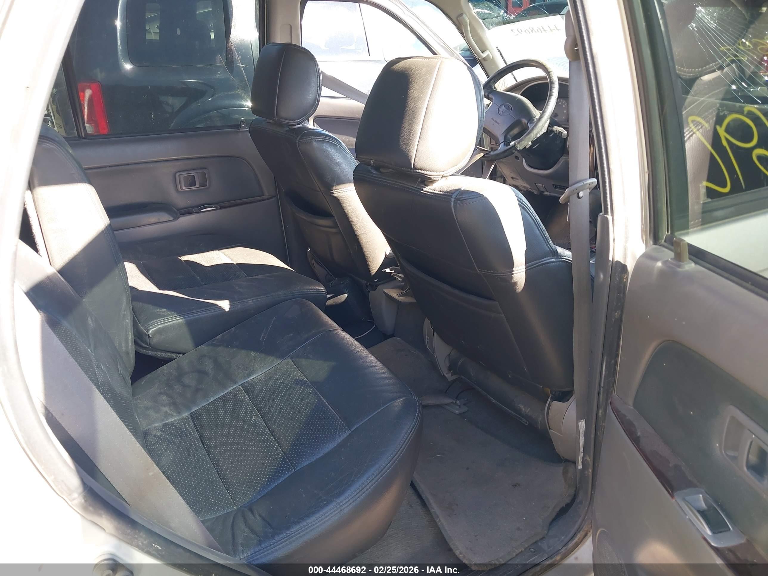 TOYOTA 4RUNNER image 8