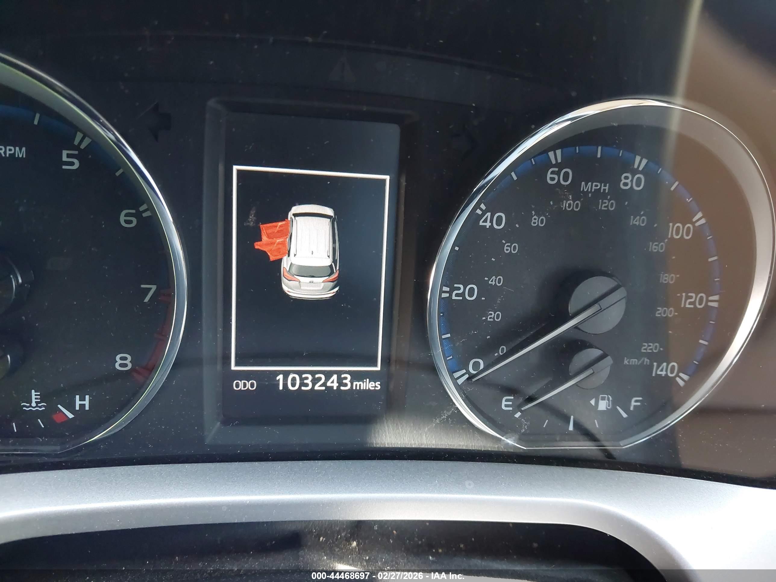 TOYOTA RAV4 image 7