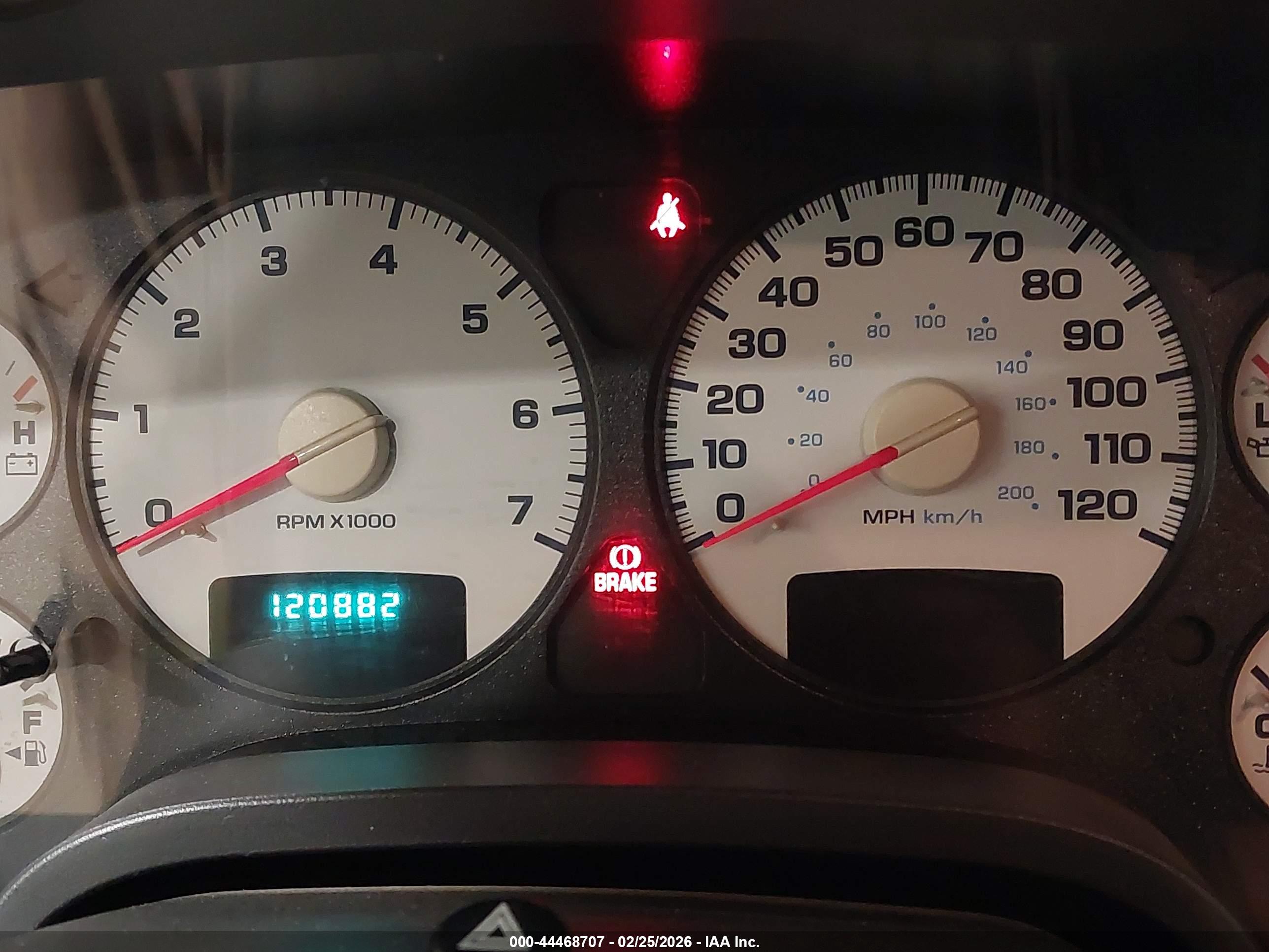 DODGE RAM image 7