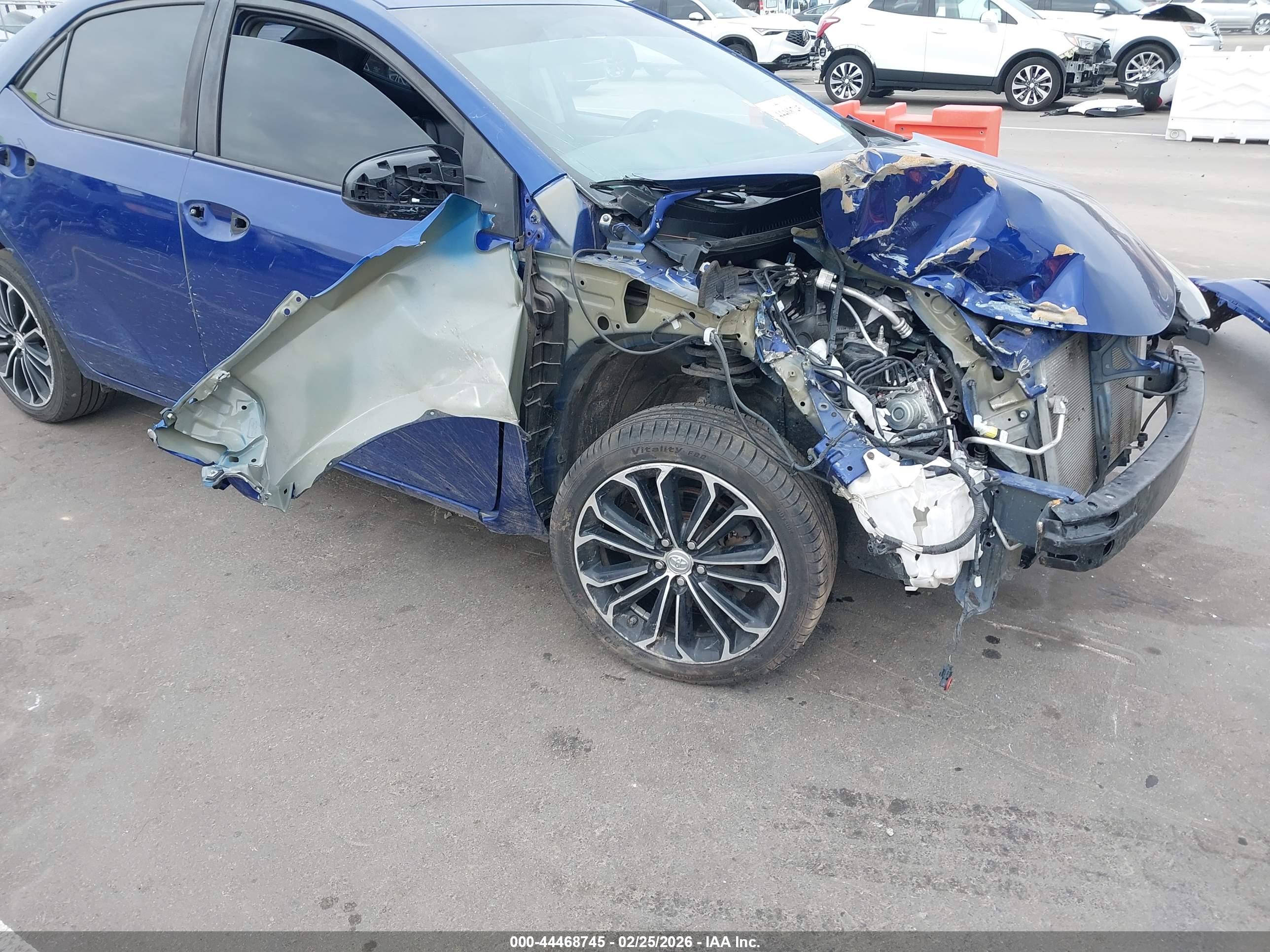 TOYOTA COROLLA image 6