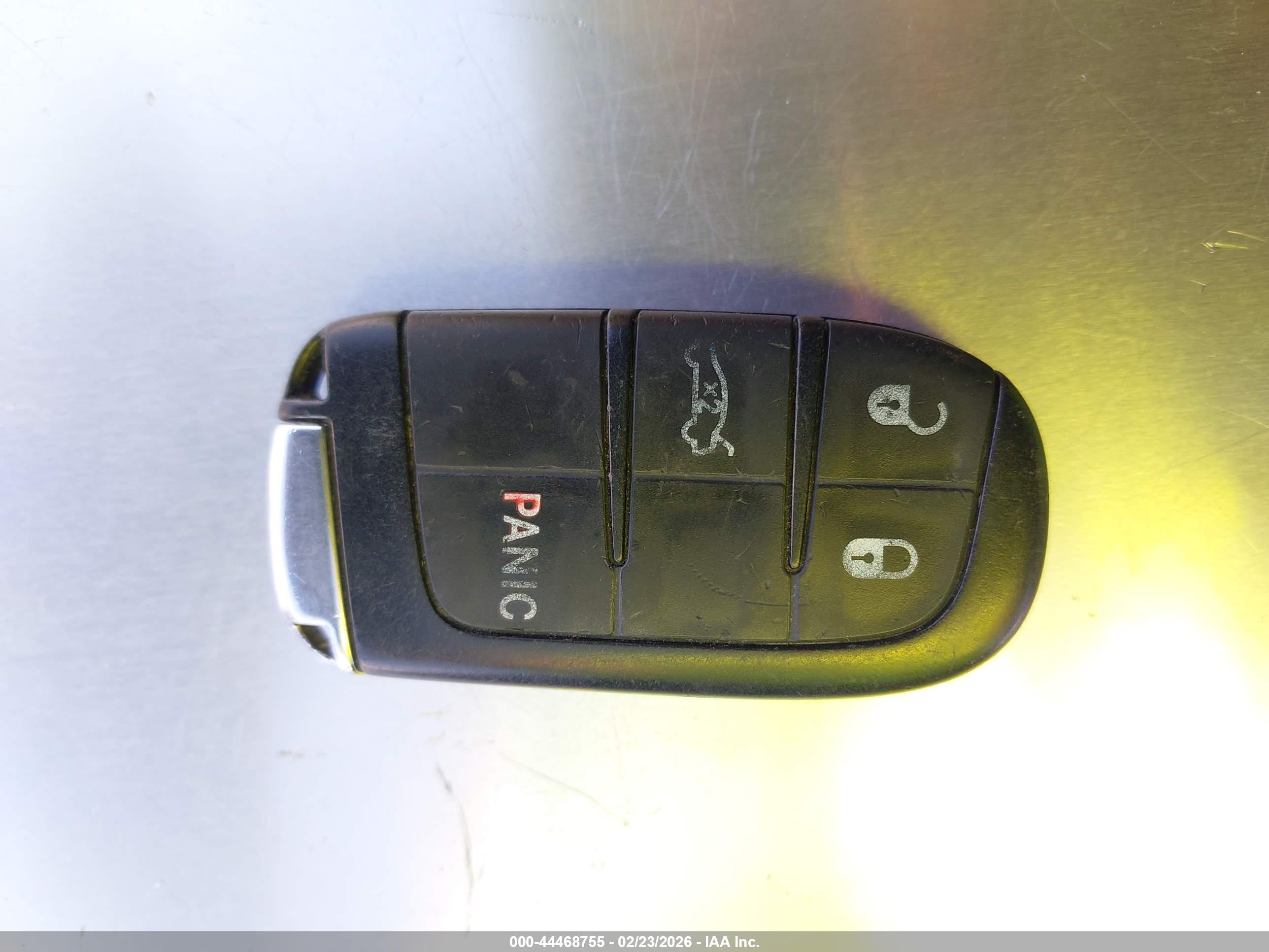 DODGE CHALLENGER image 11