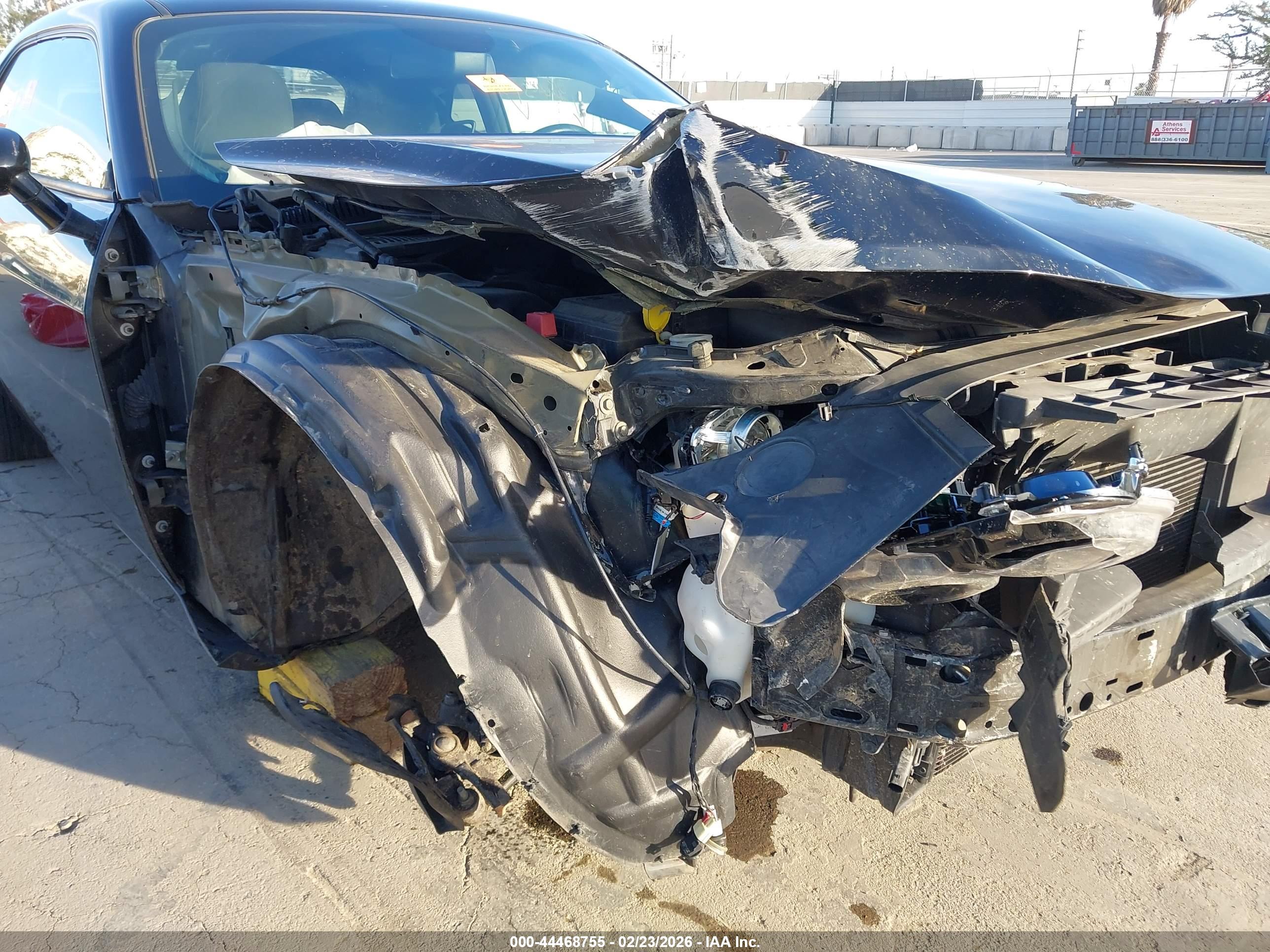 DODGE CHALLENGER image 6
