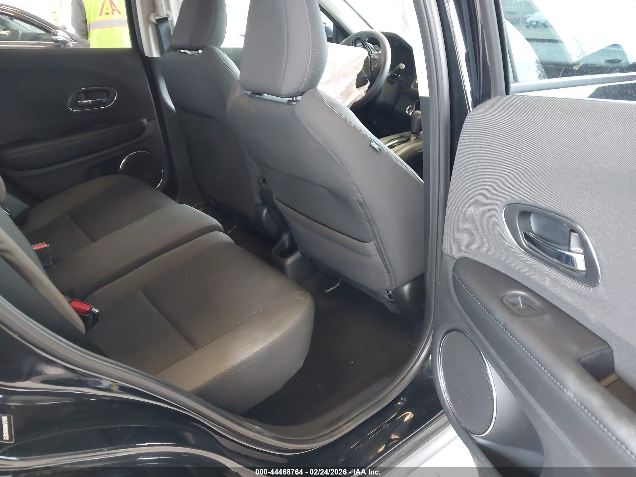 HONDA HR-V image 8