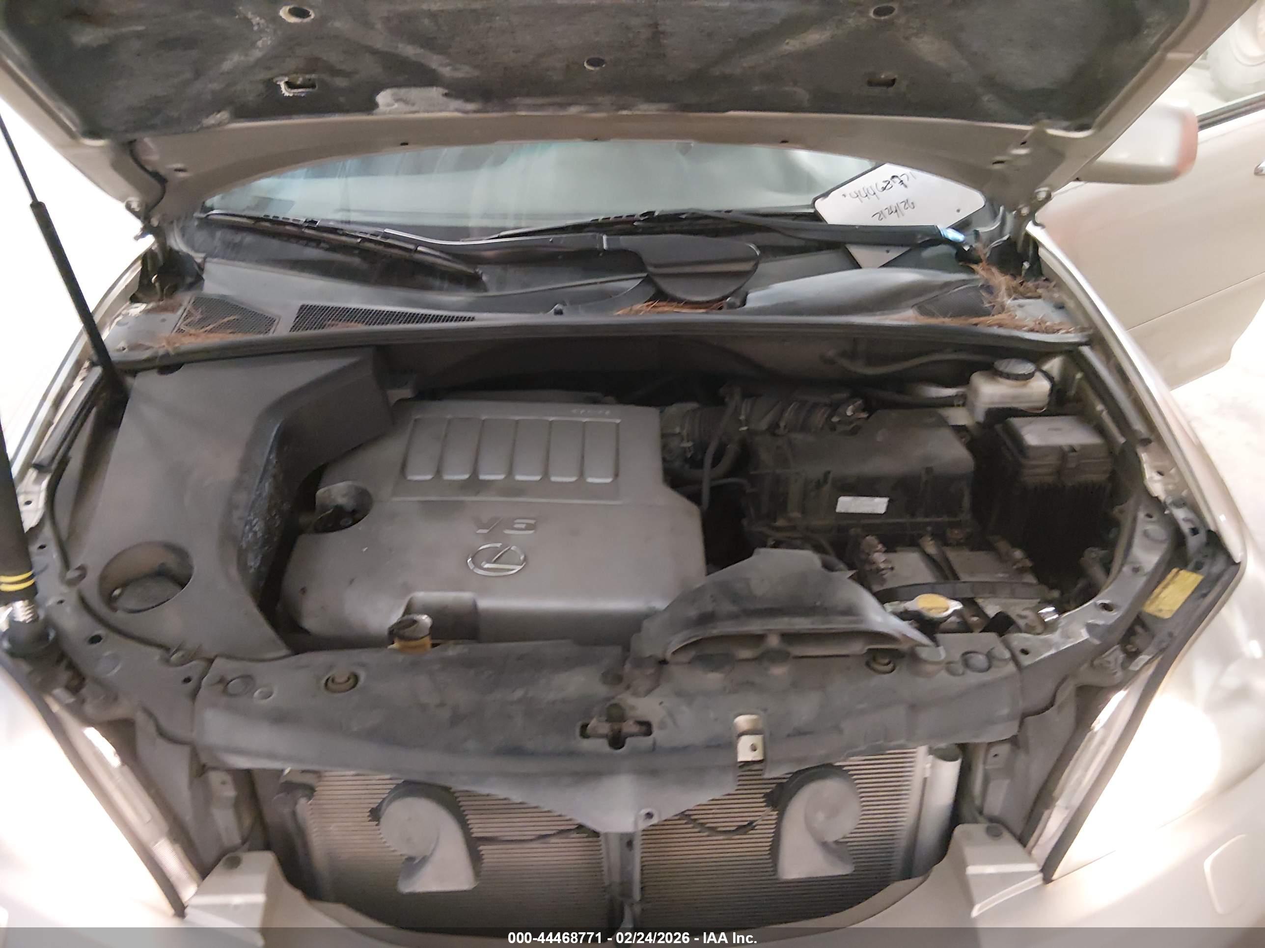LEXUS RX image 10