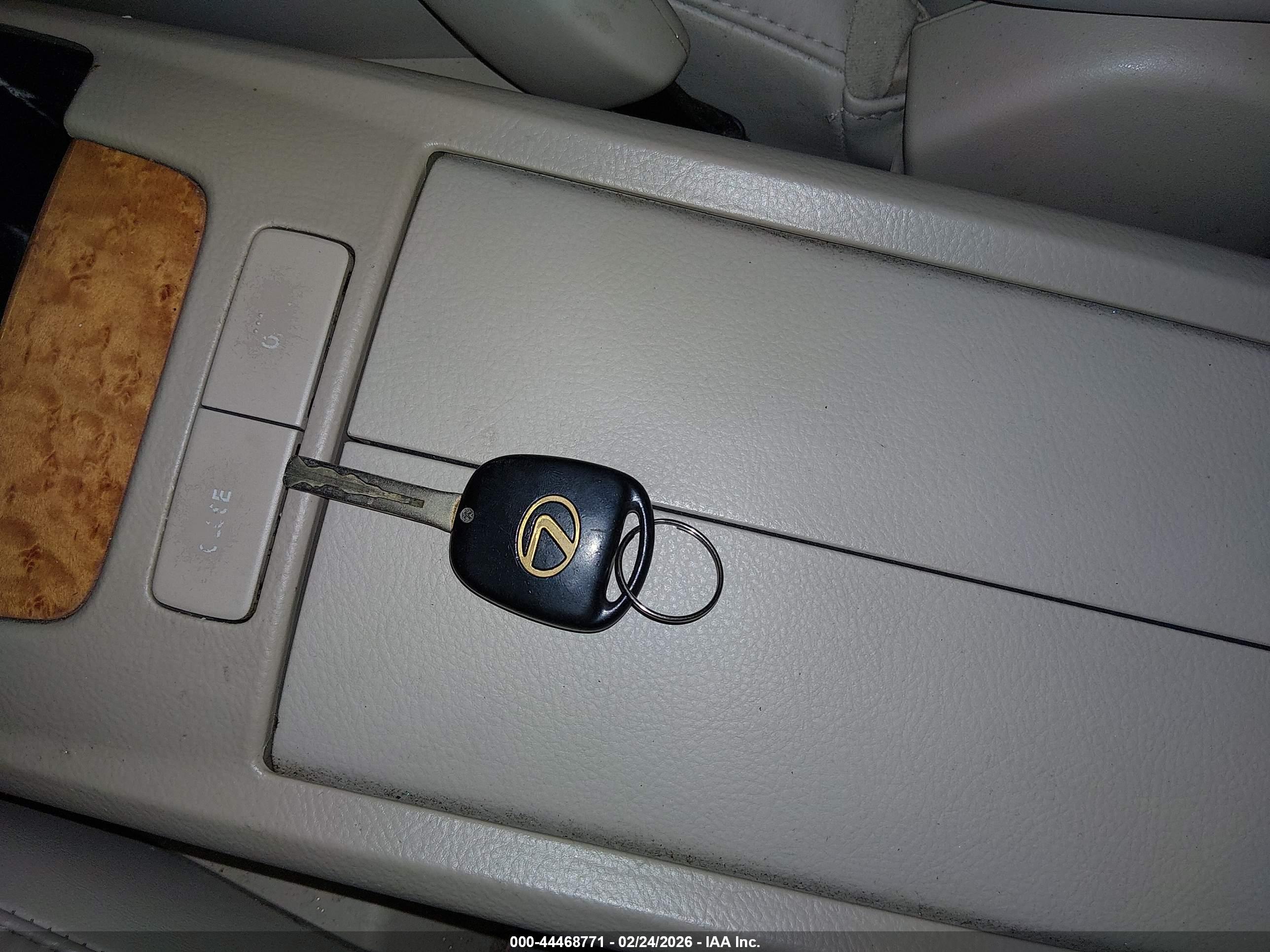 LEXUS RX image 11