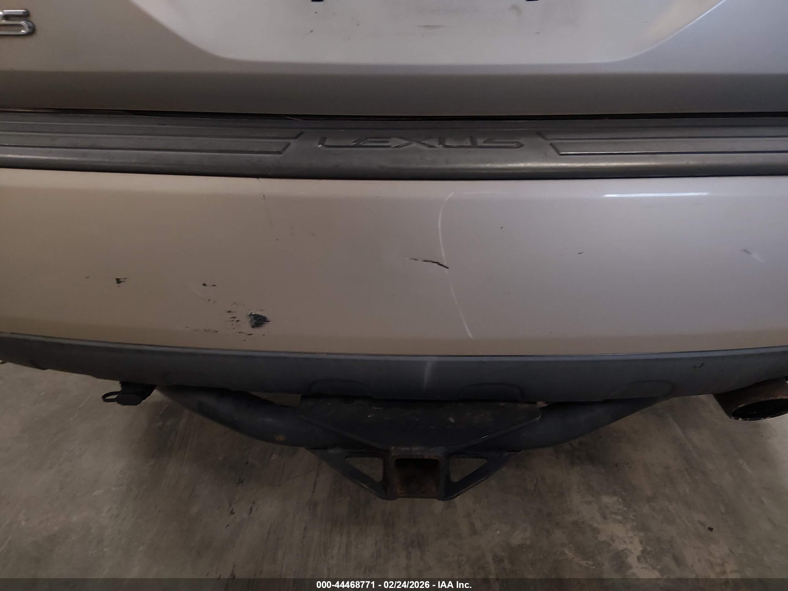 LEXUS RX image 6