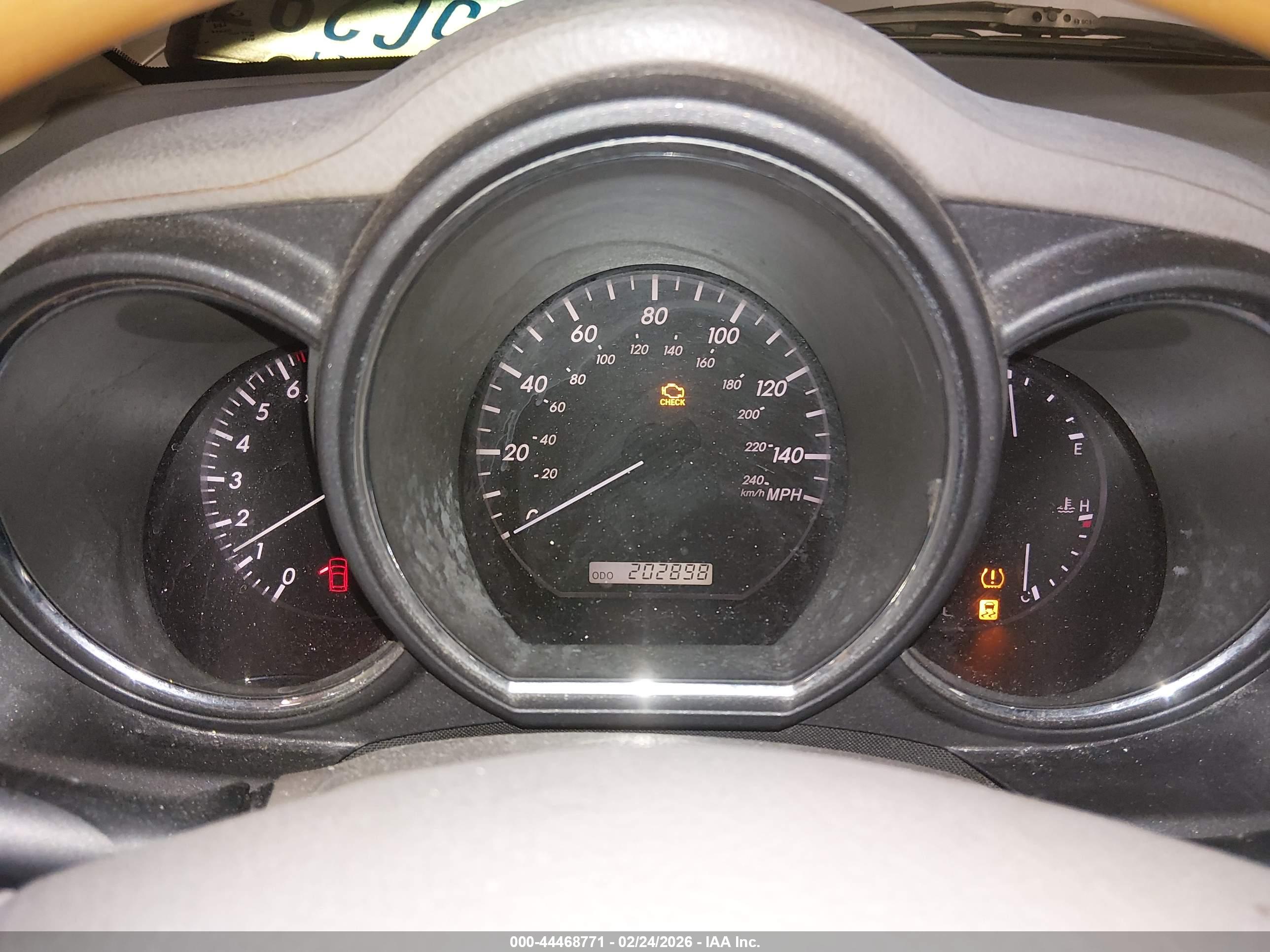 LEXUS RX image 7