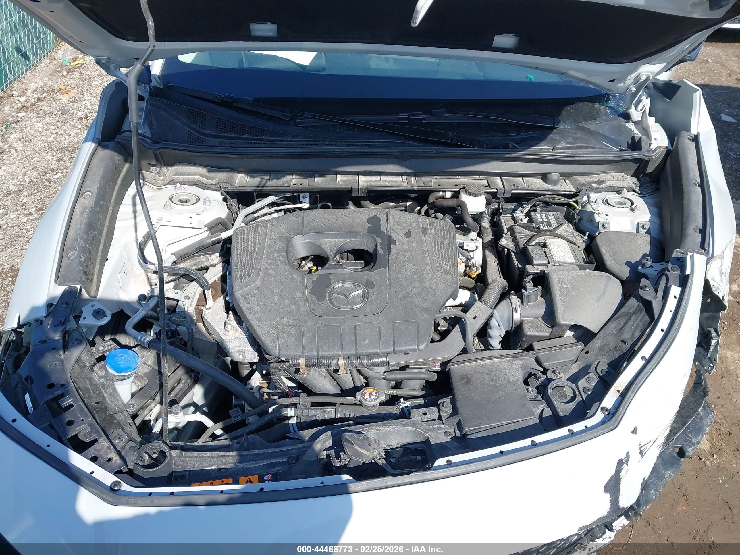 MAZDA CX-30 image 10