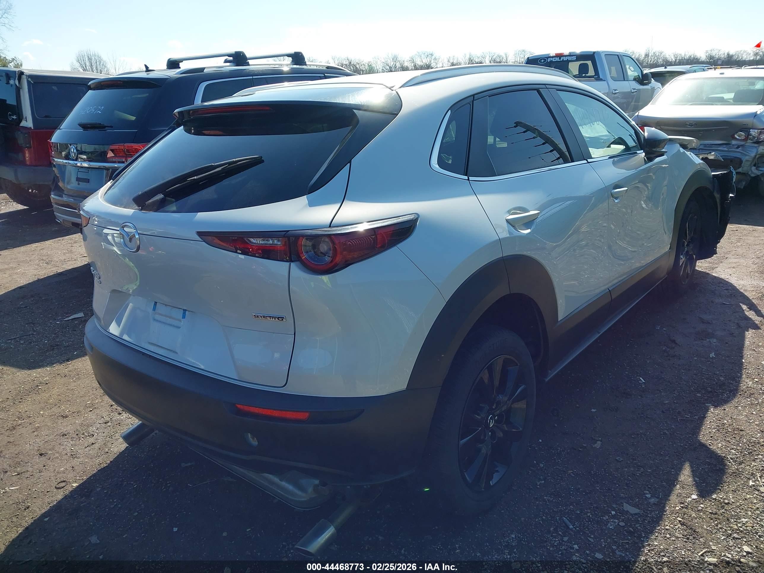 MAZDA CX-30 image 4