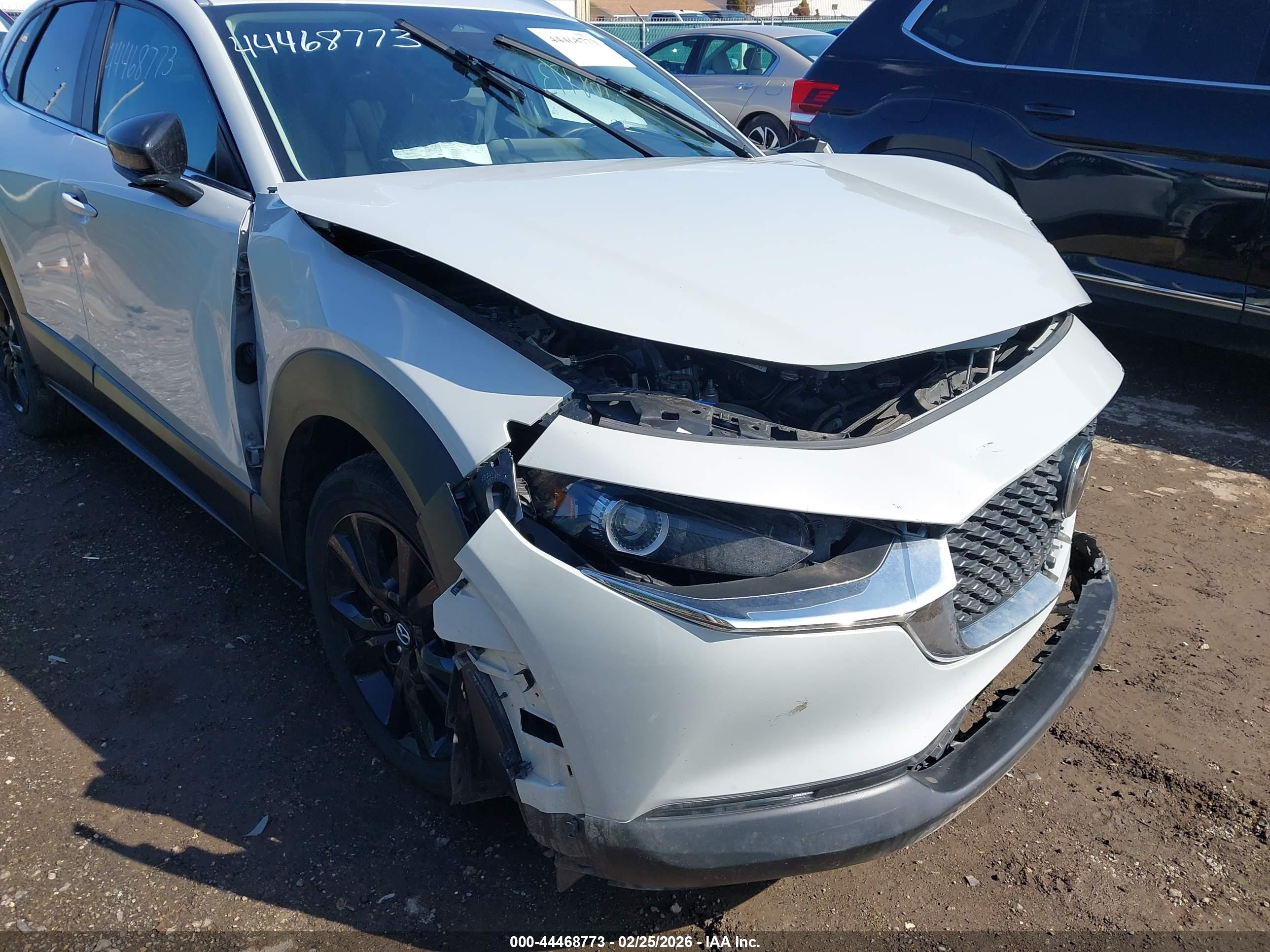 MAZDA CX-30 image 6