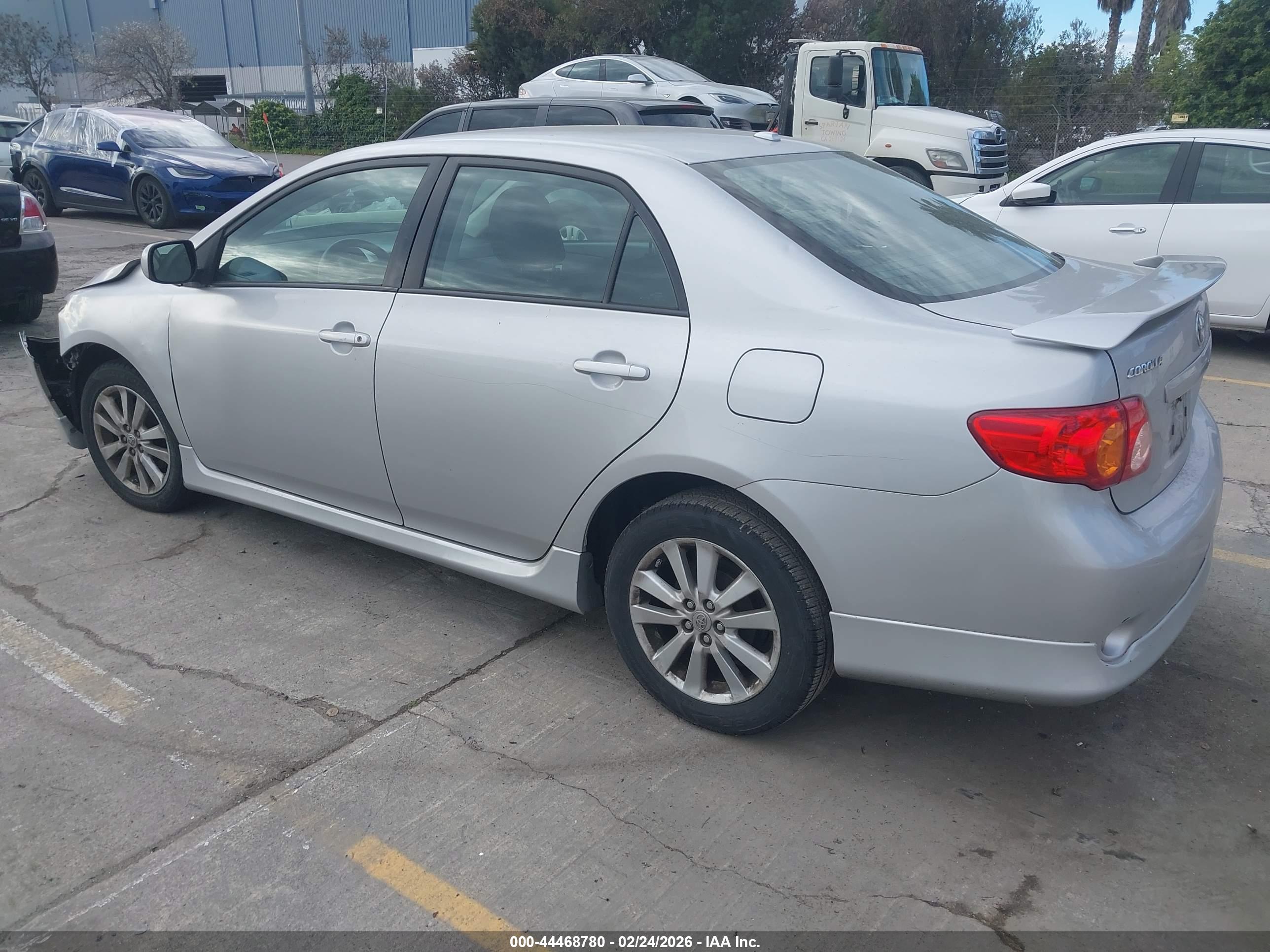 TOYOTA COROLLA image 3