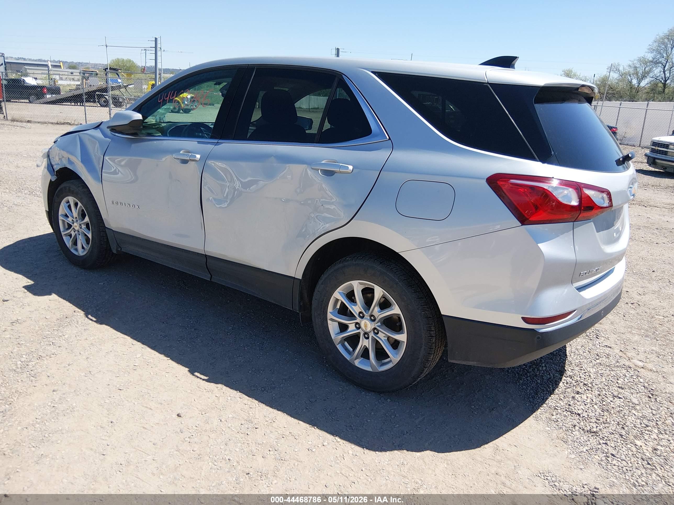 CHEVROLET EQUINOX image 3