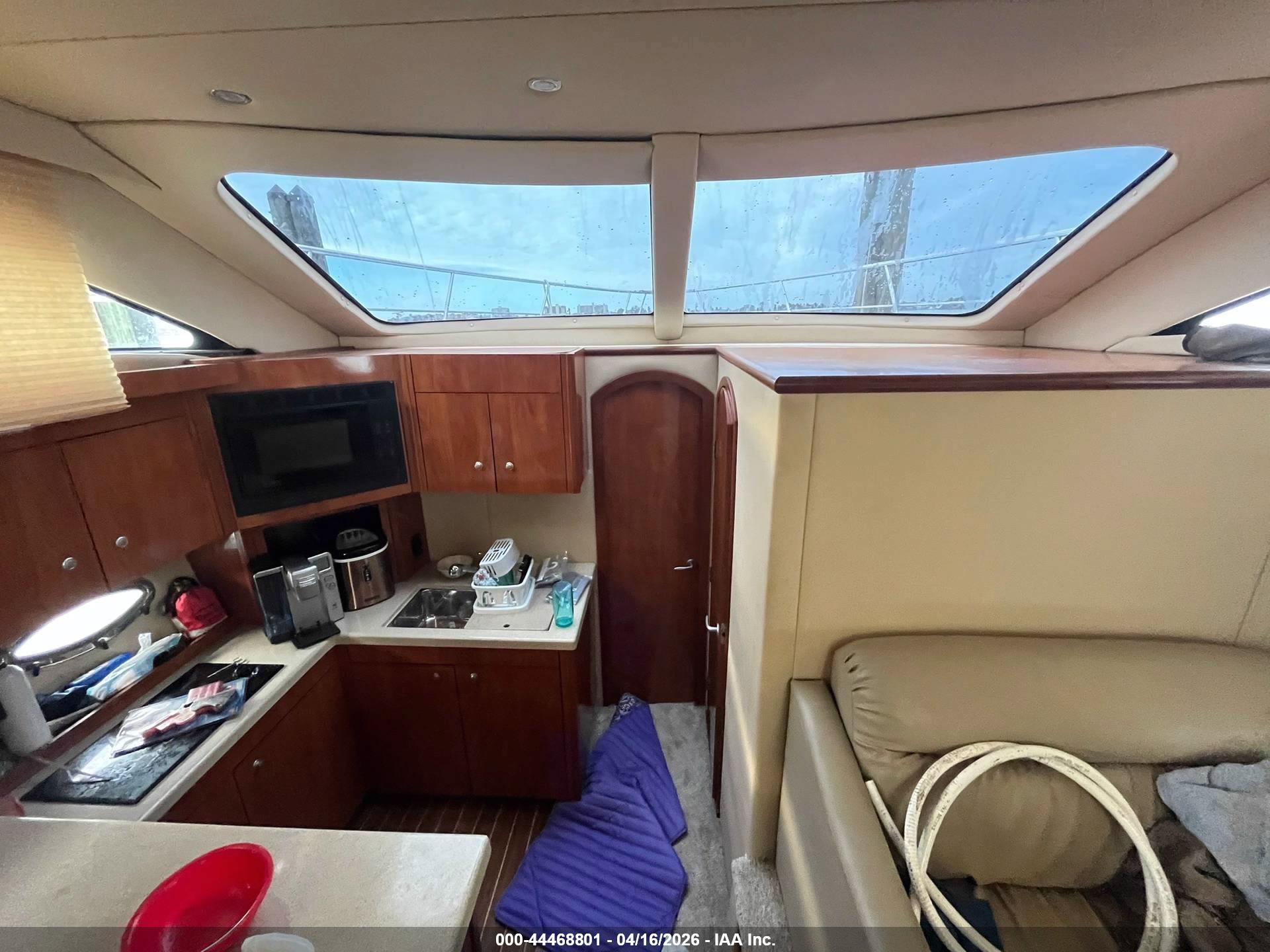 CRUISERS YACHTS image 10