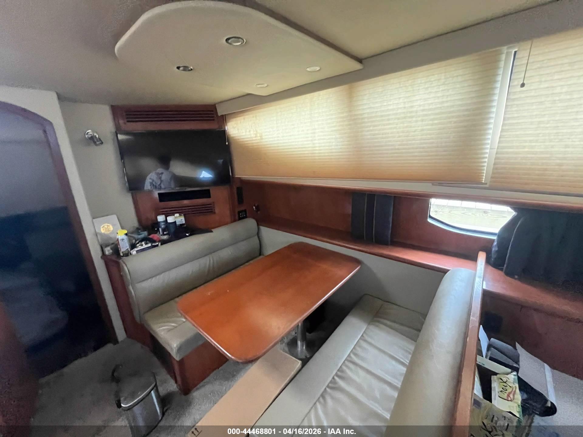 CRUISERS YACHTS image 11