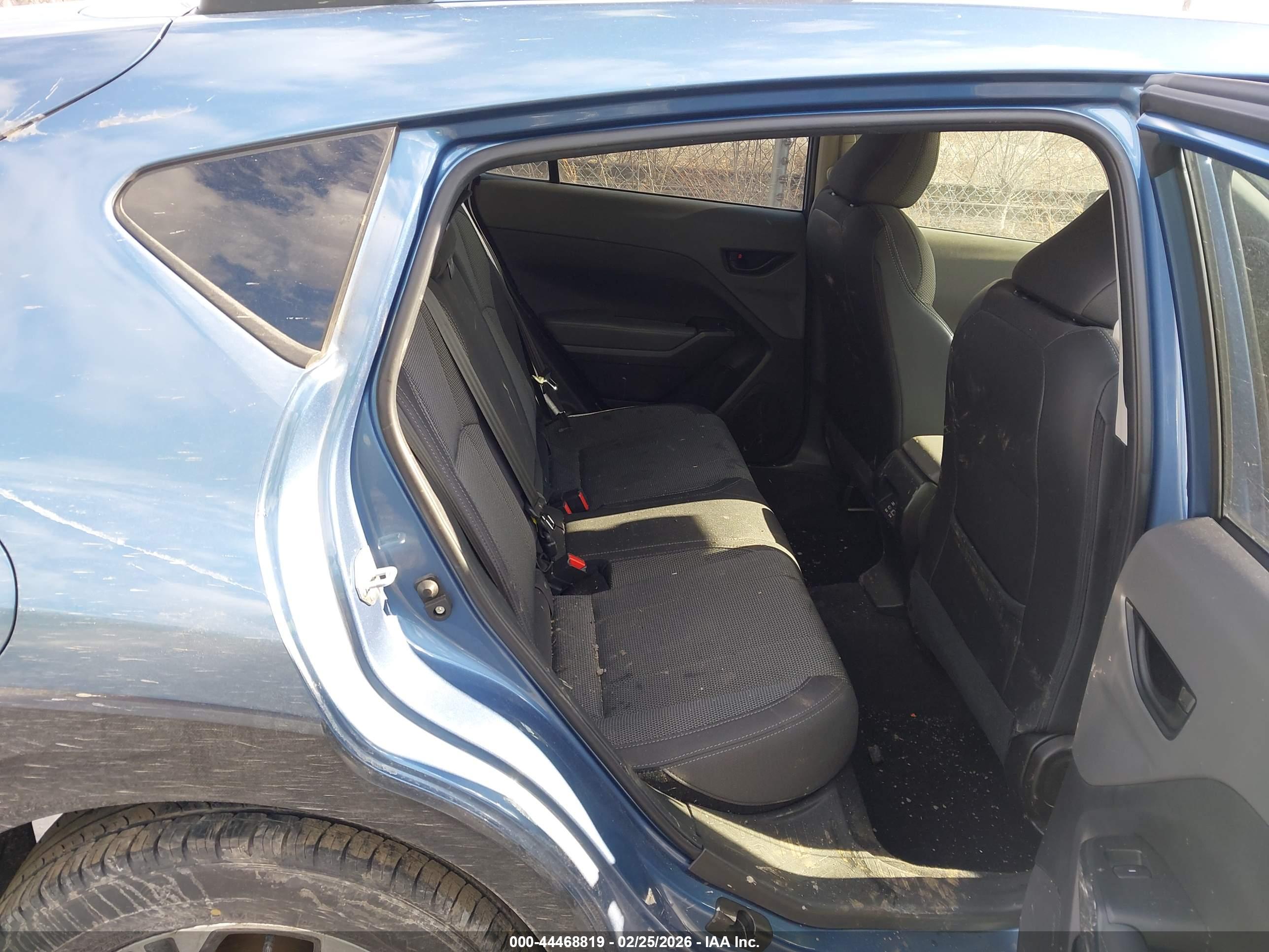 SUBARU CROSSTREK image 8