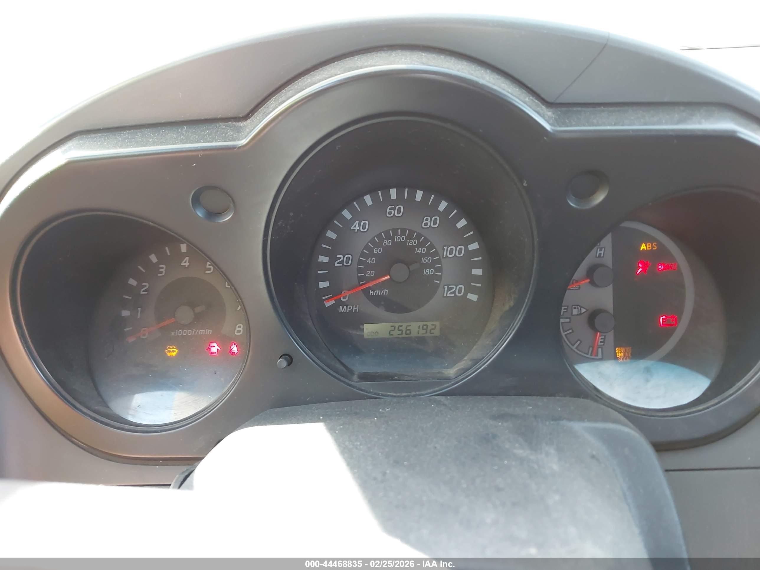 NISSAN XTERRA image 7