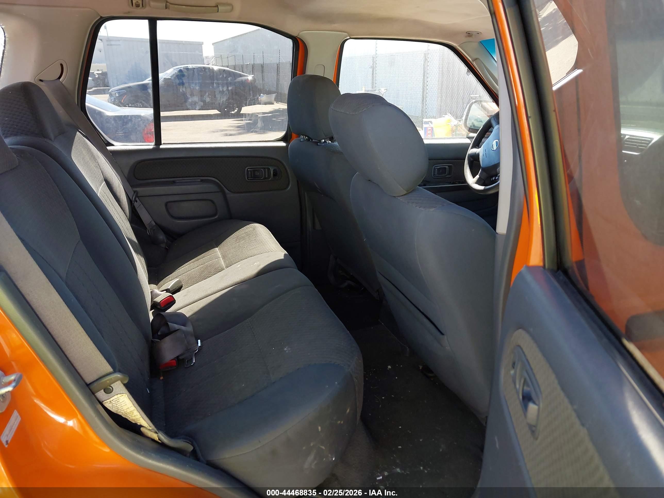 NISSAN XTERRA image 8