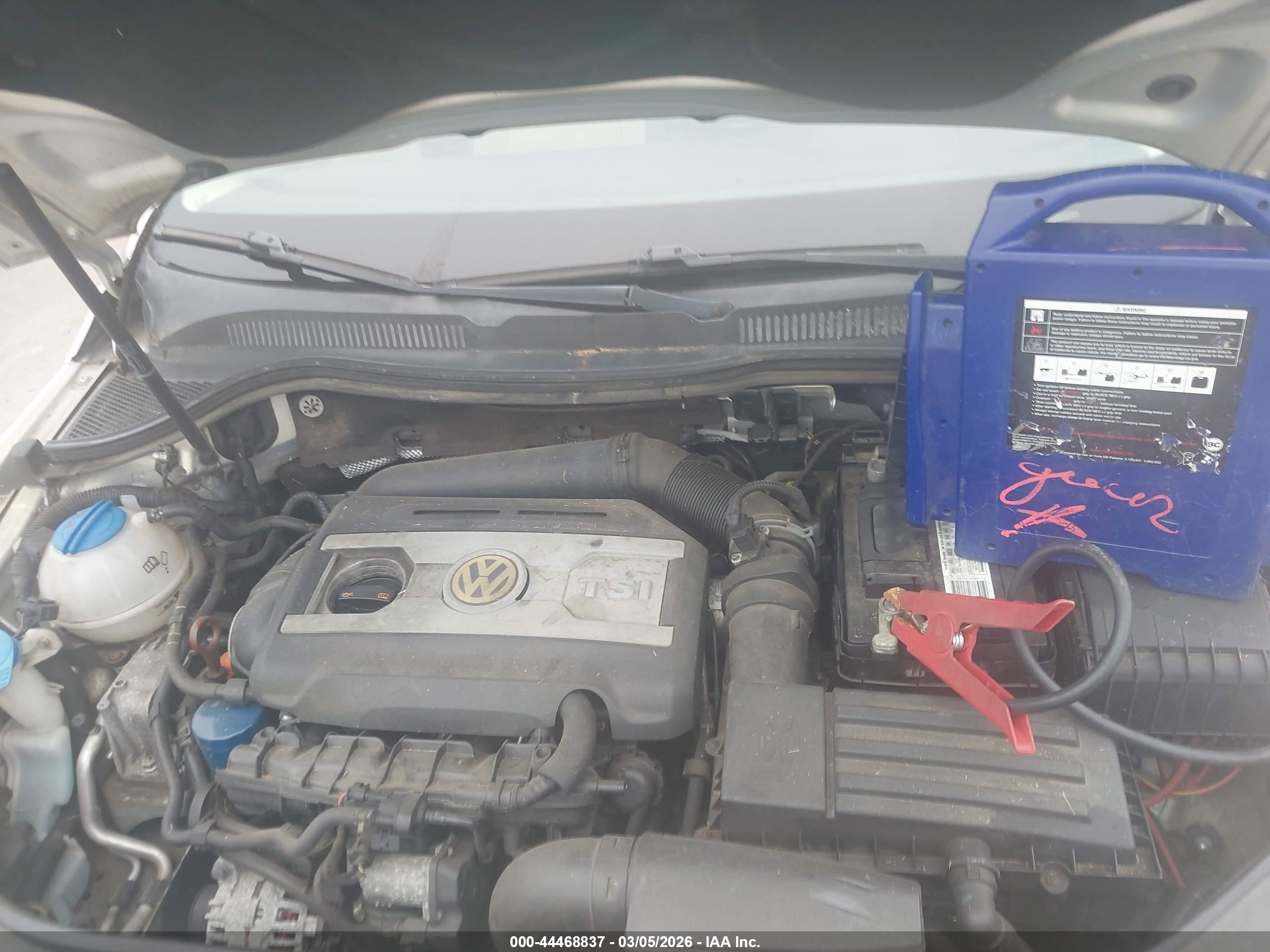 VOLKSWAGEN CC image 10
