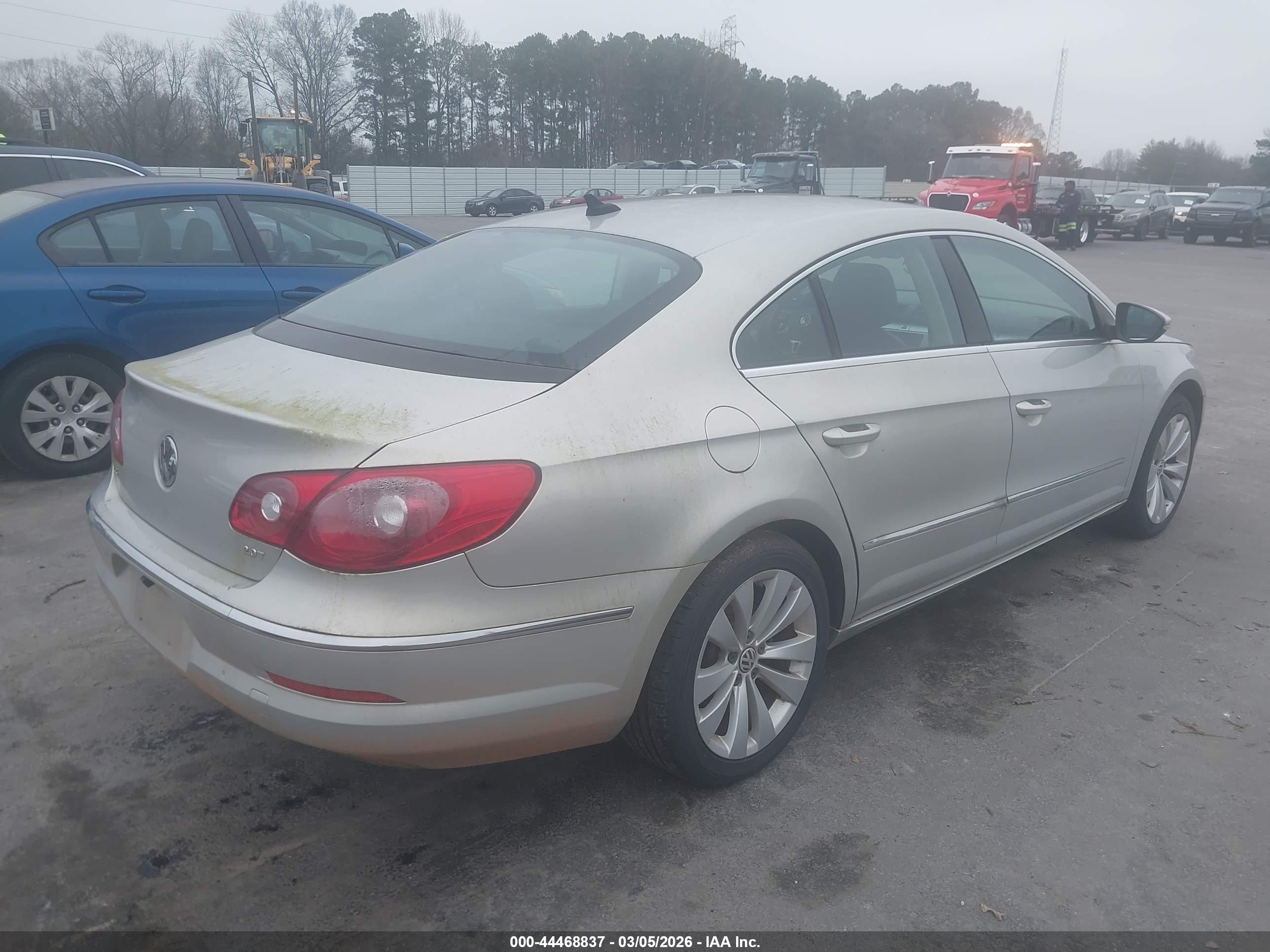 VOLKSWAGEN CC image 4
