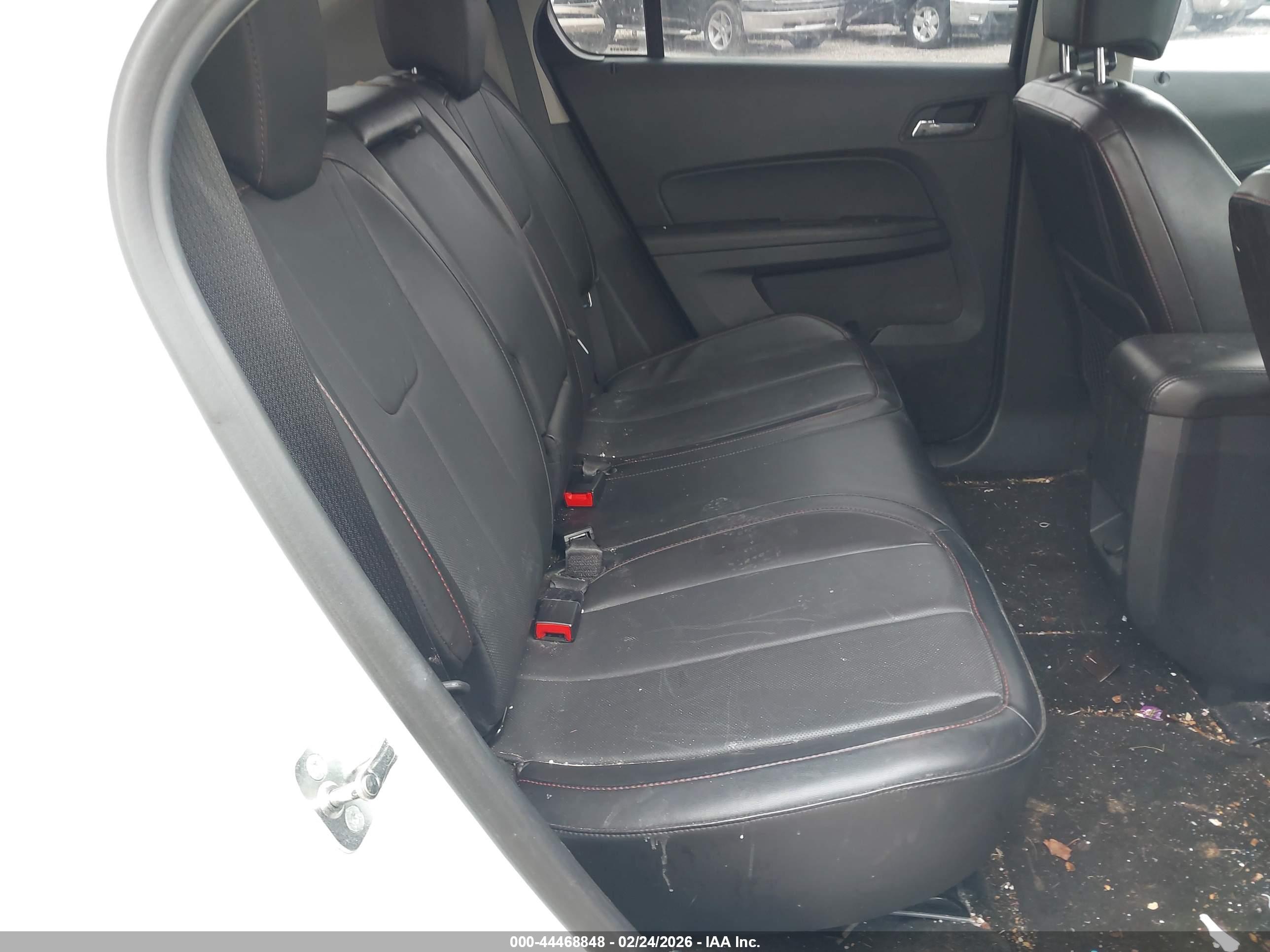 CHEVROLET EQUINOX image 8