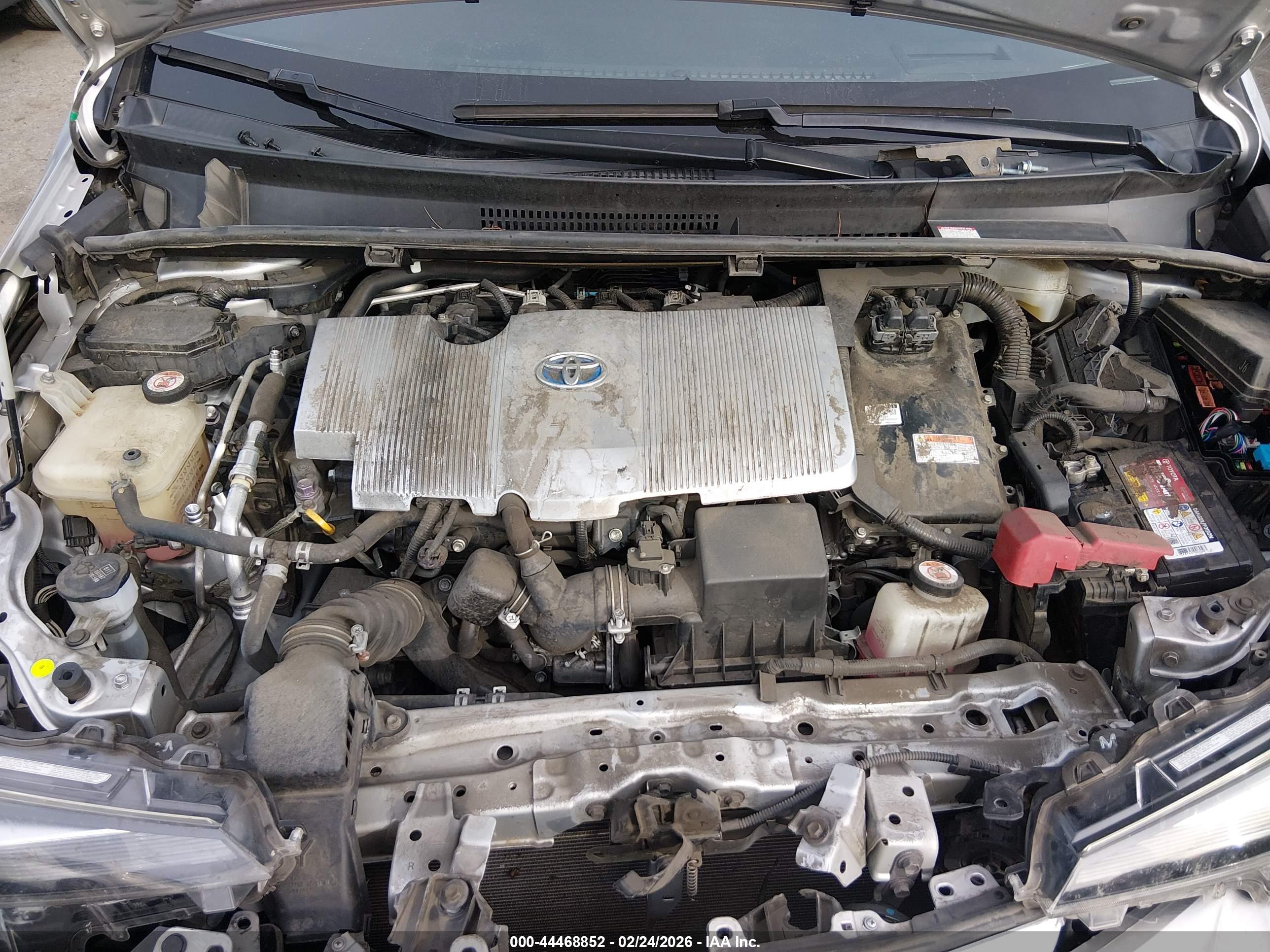 TOYOTA PRIUS image 10