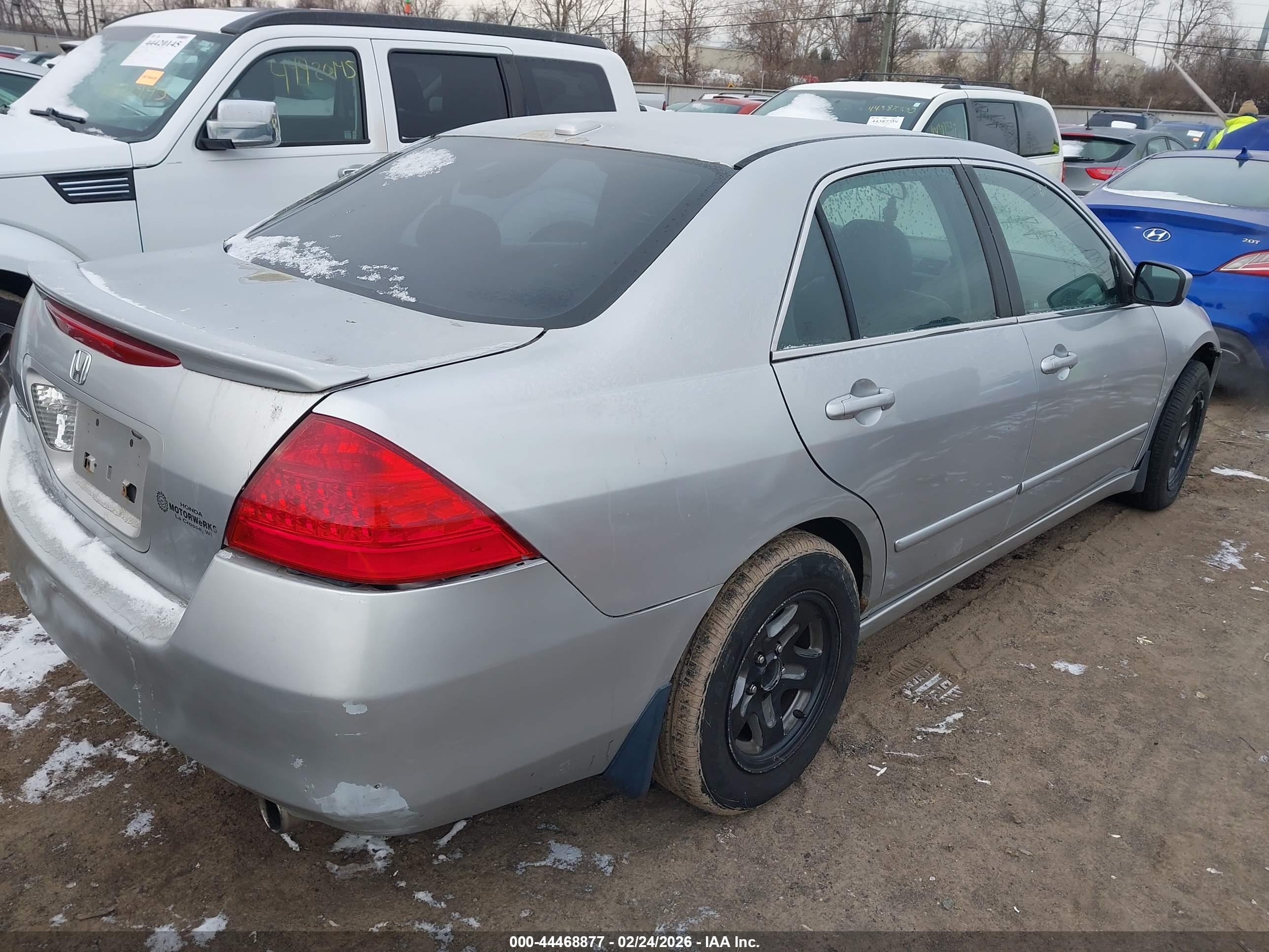 HONDA ACCORD image 4