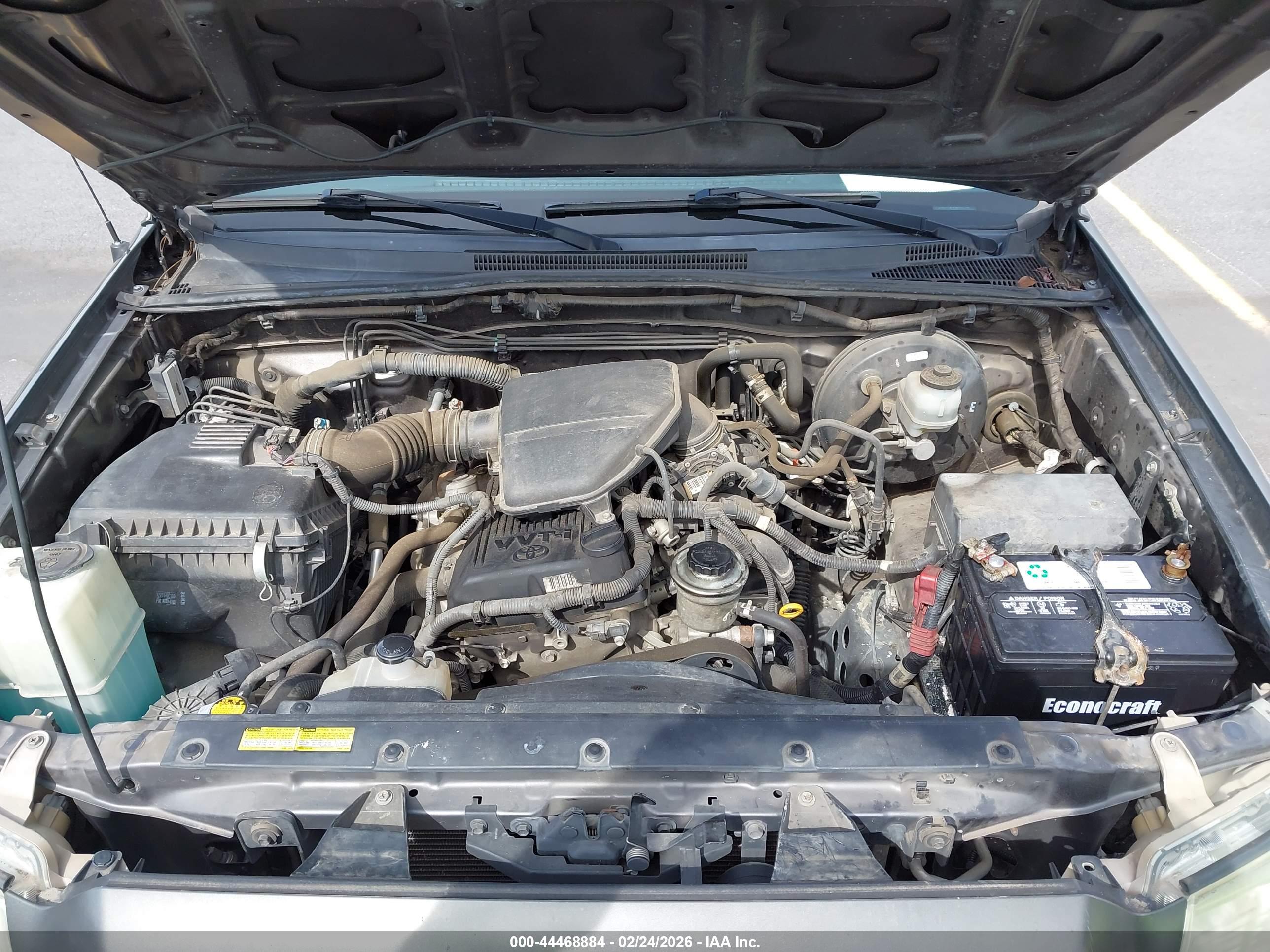TOYOTA TACOMA image 10