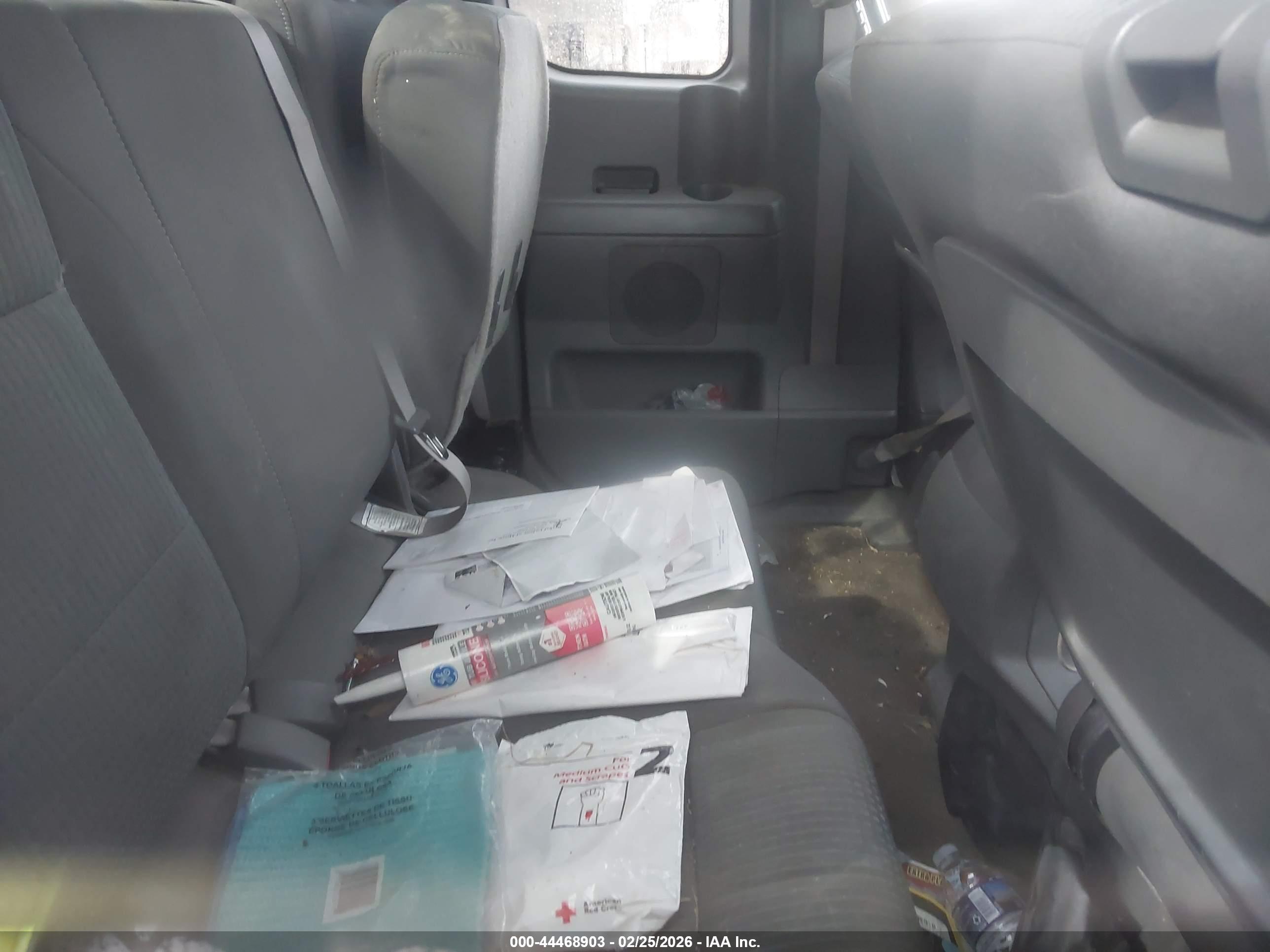 NISSAN TITAN image 8