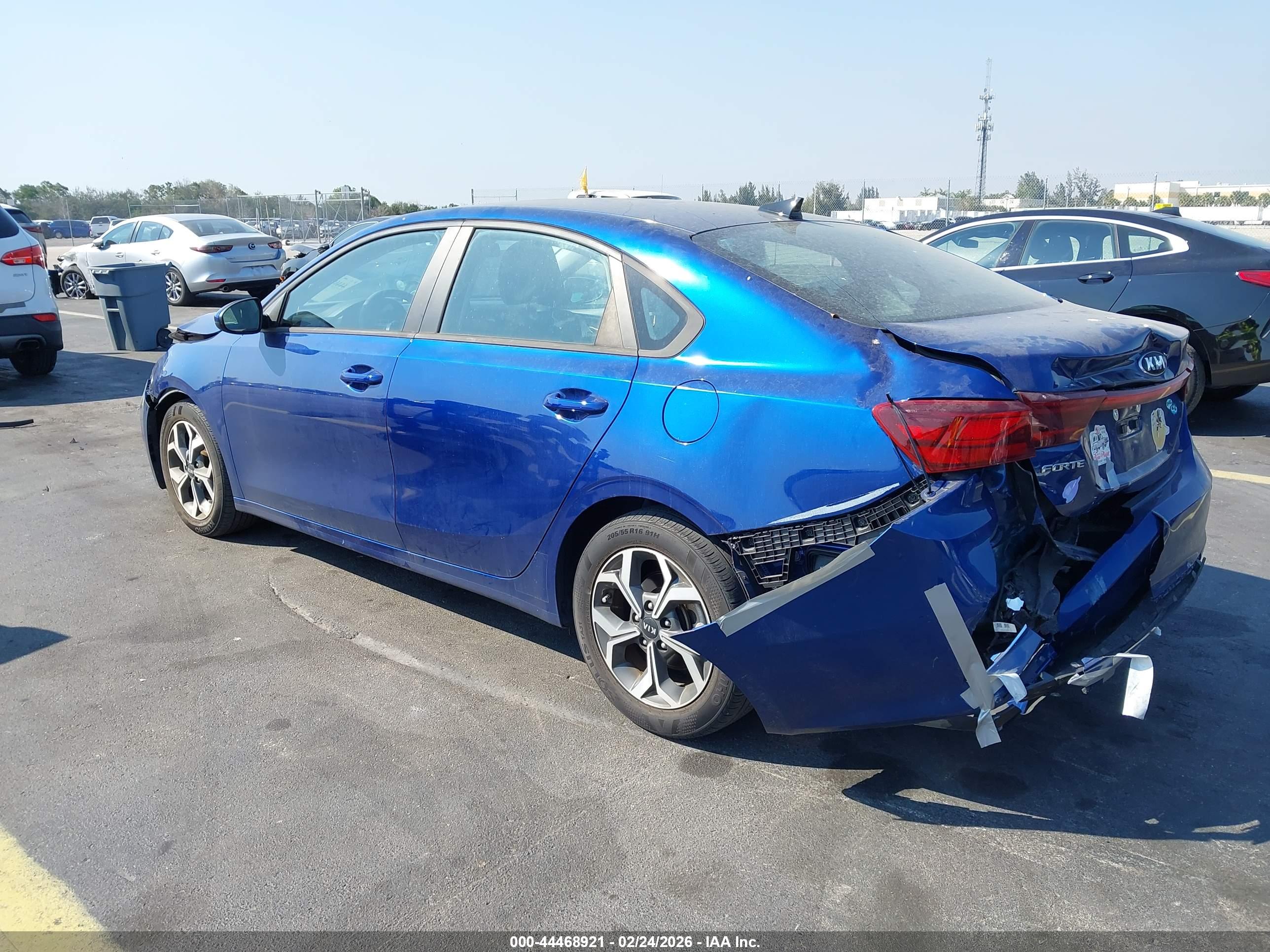 KIA FORTE image 3