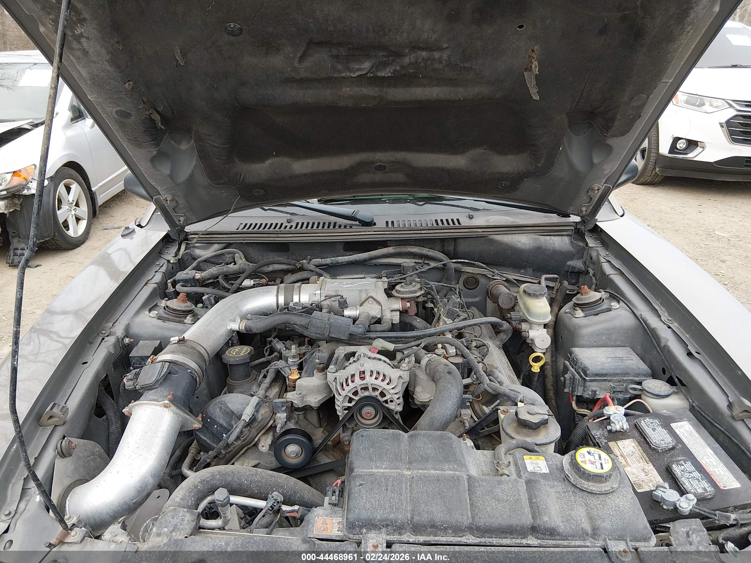 FORD MUSTANG image 10
