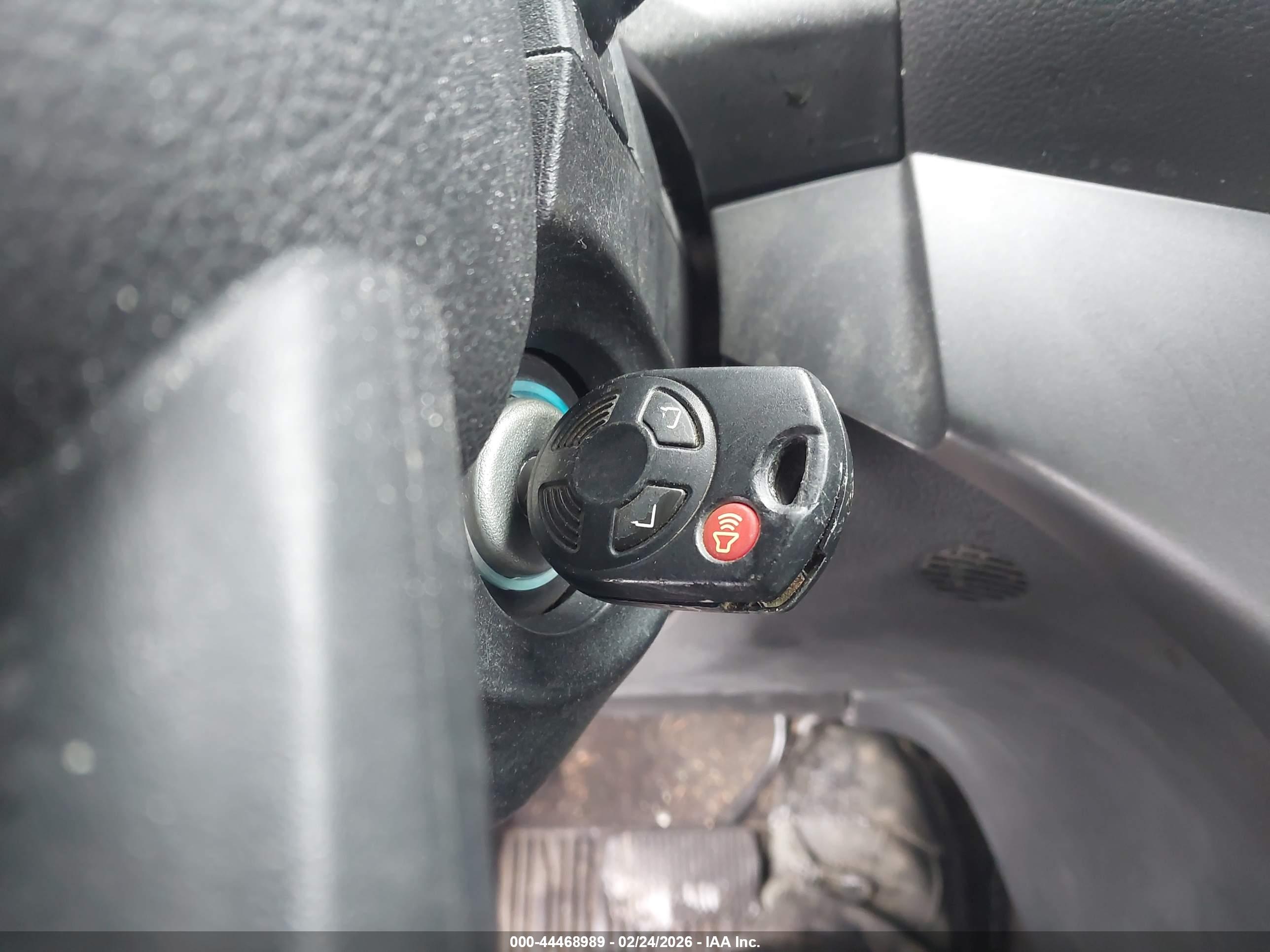 FORD ESCAPE image 11