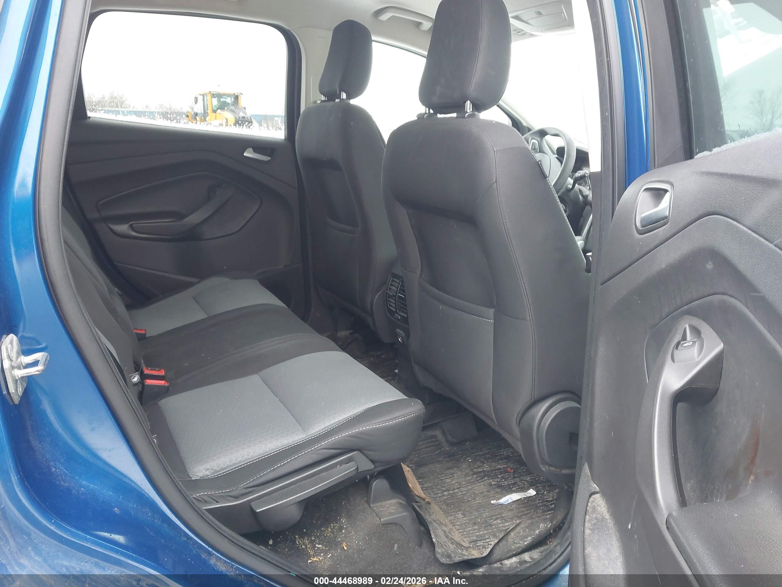 FORD ESCAPE image 8