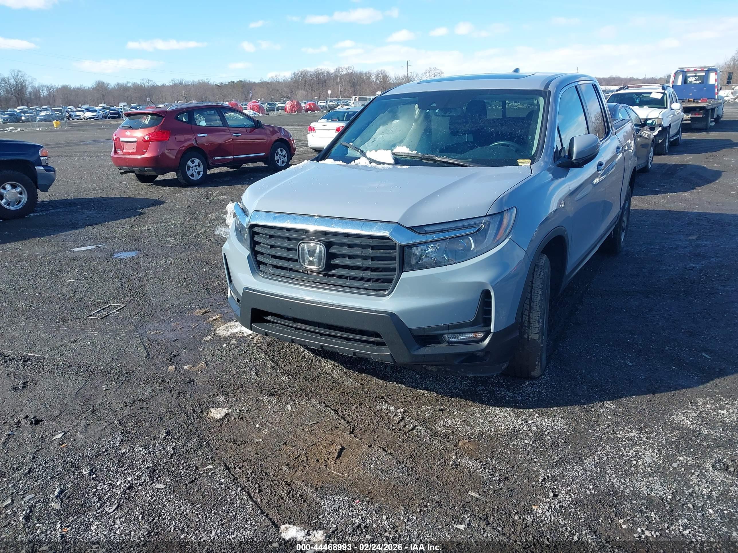 HONDA RIDGELINE image 2