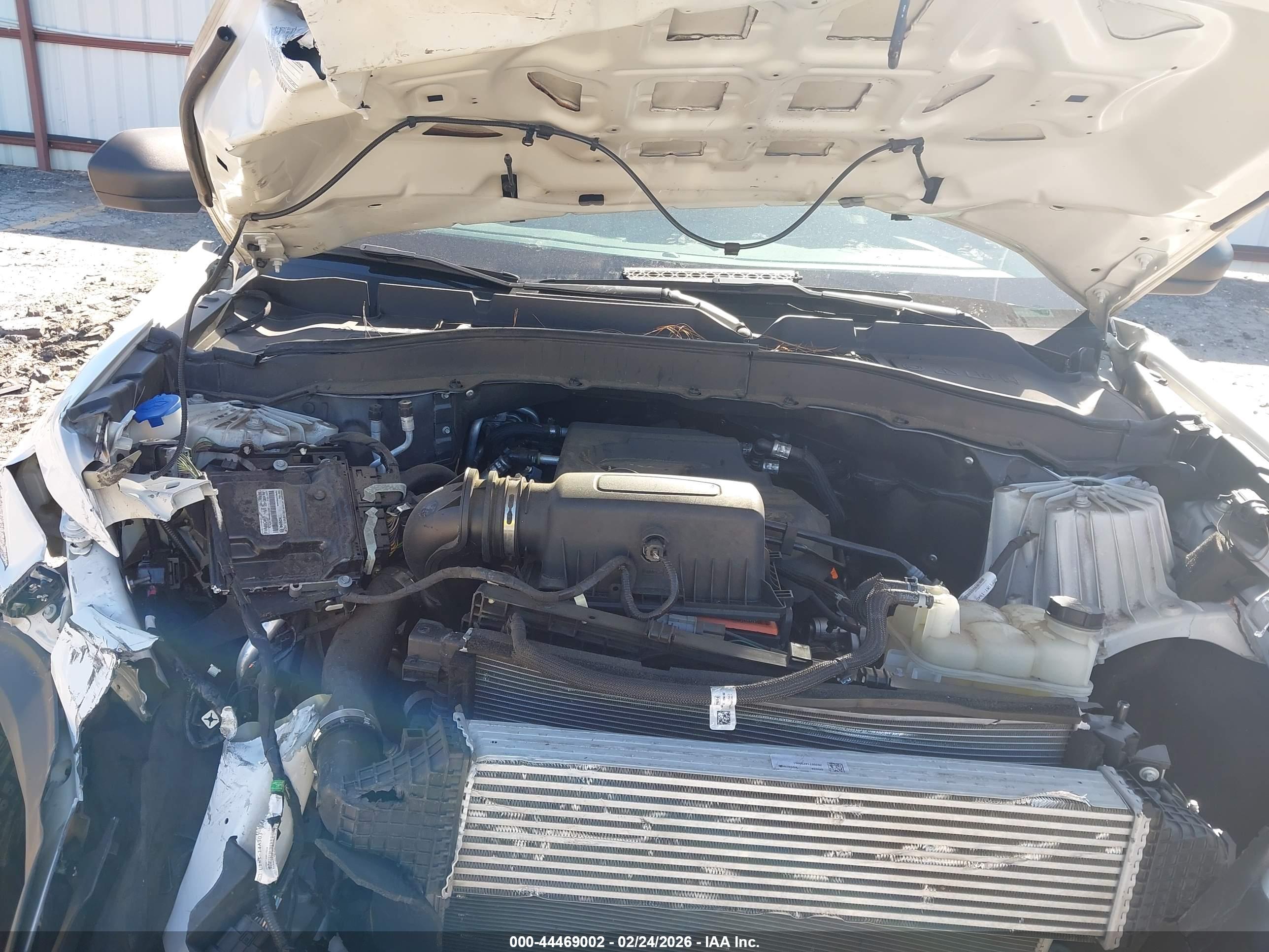 FORD EXPLORER image 10