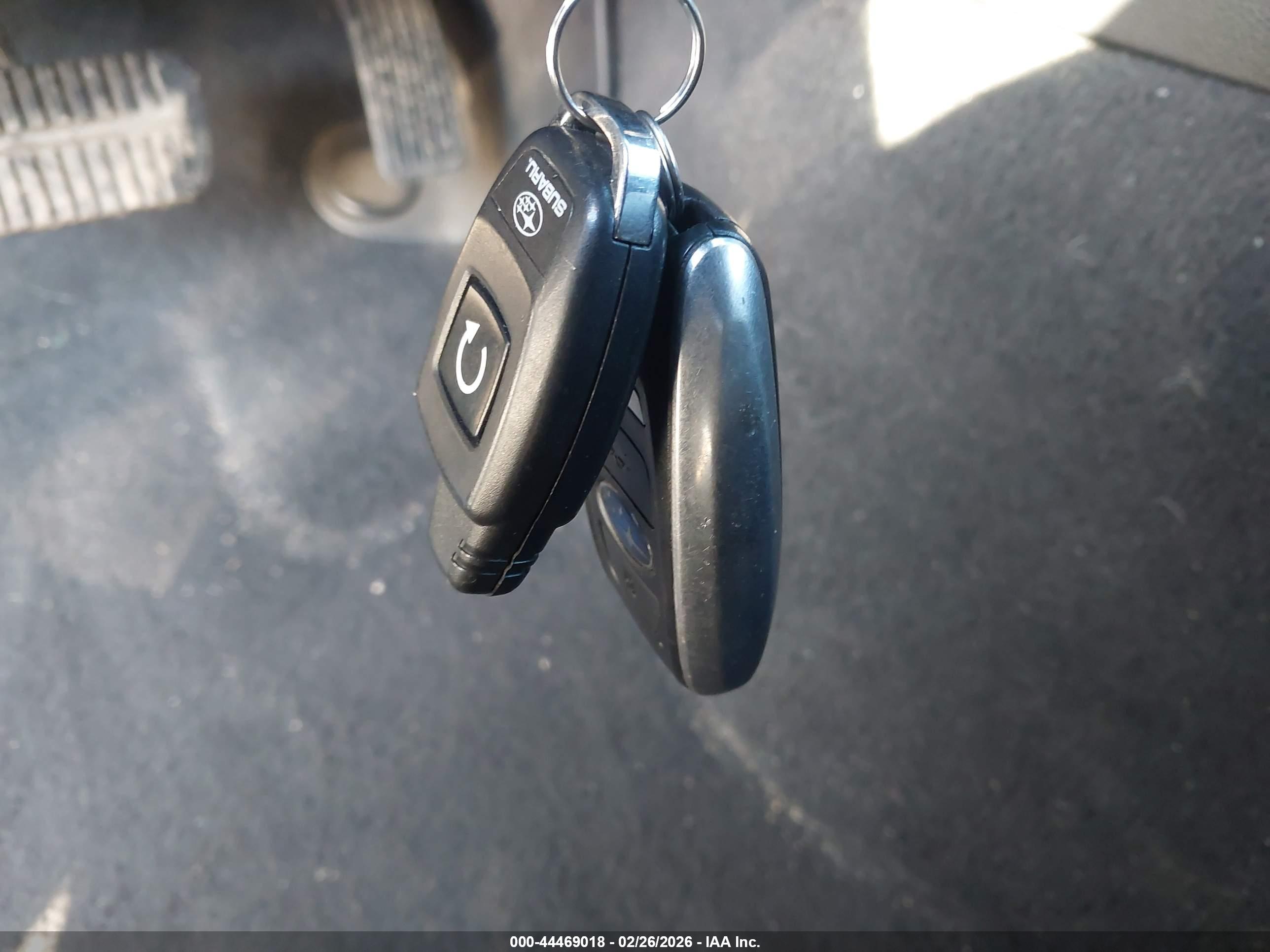 SUBARU OUTBACK image 11