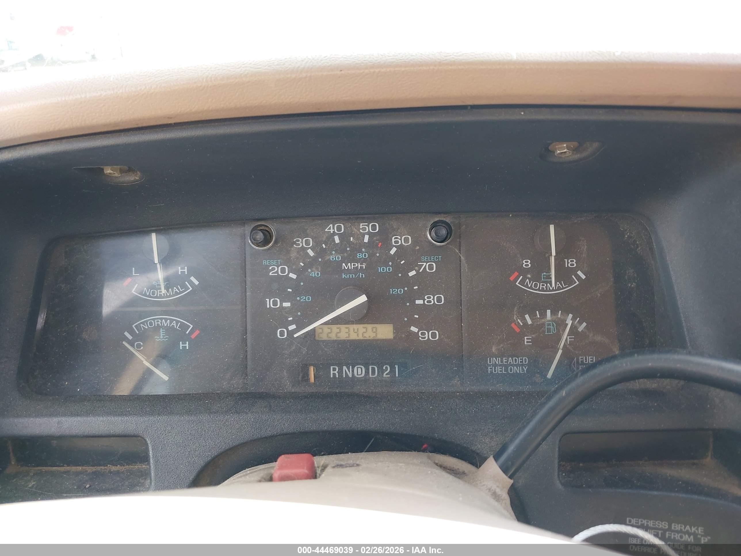 FORD AEROSTAR image 7