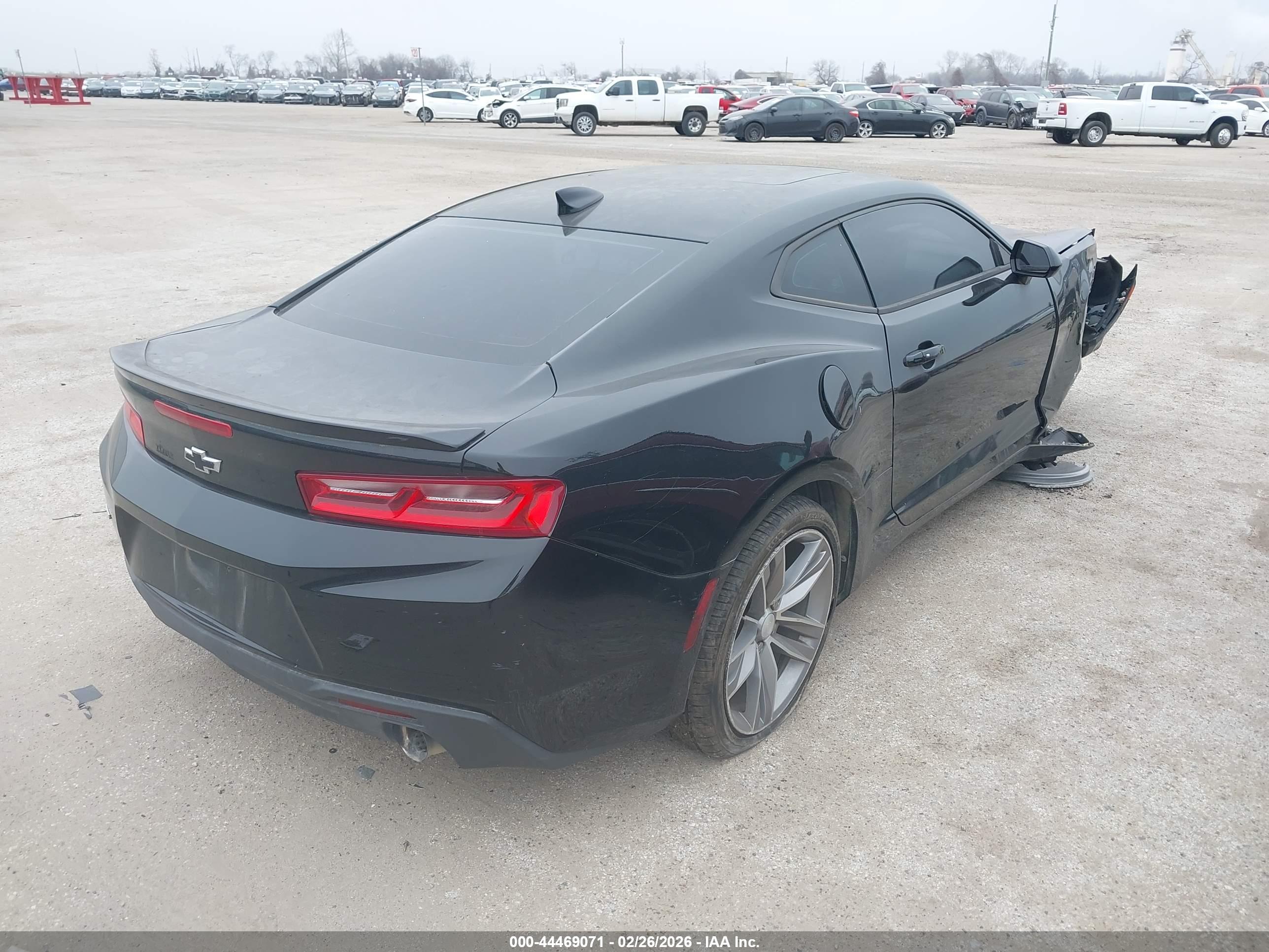 CHEVROLET CAMARO image 4