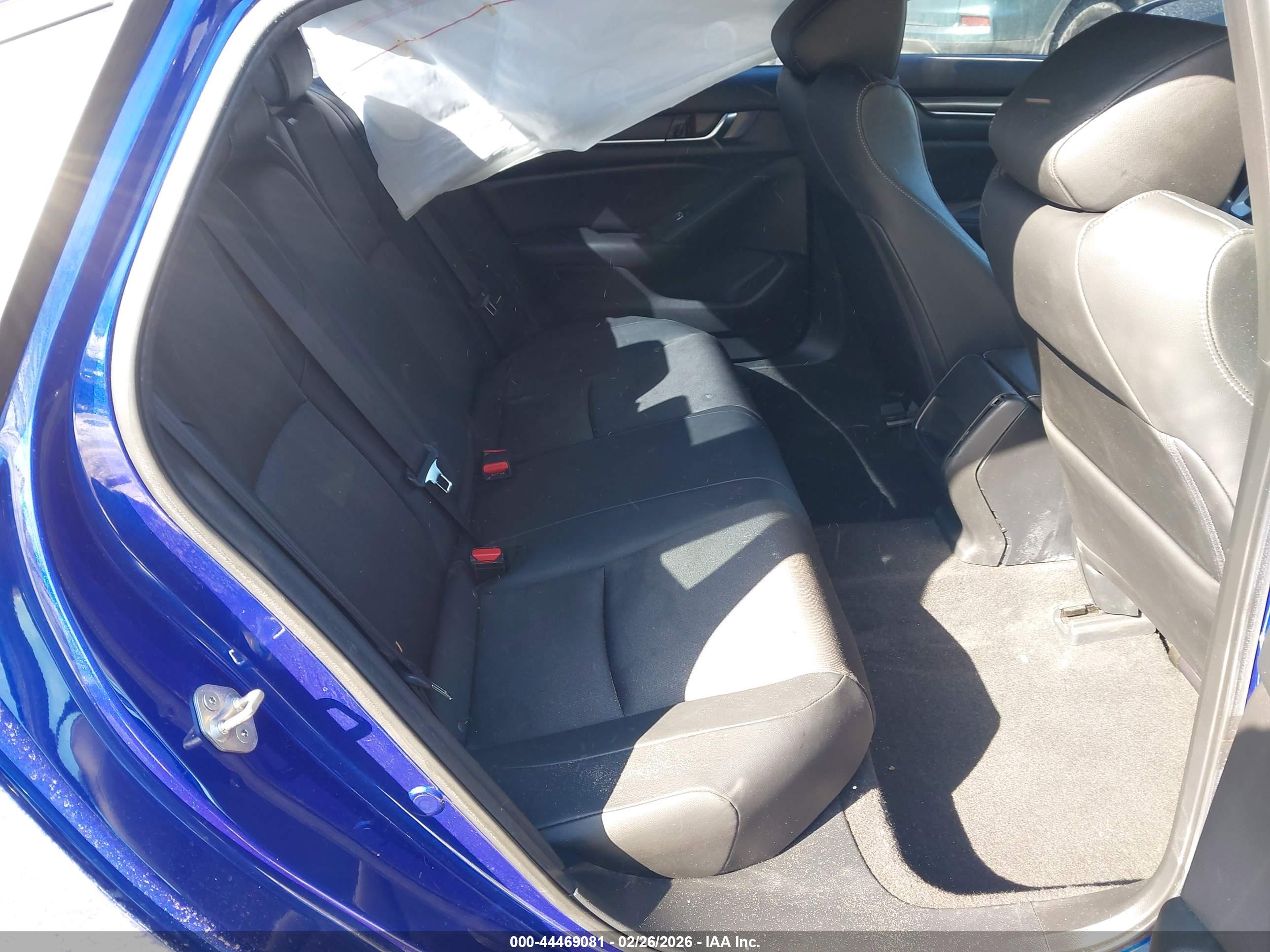 HONDA ACCORD image 8