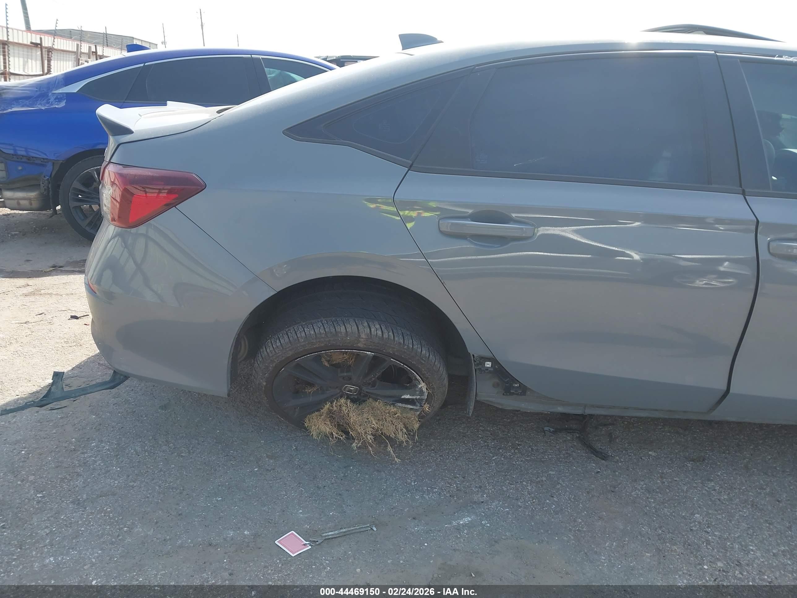 HONDA CIVIC image 6